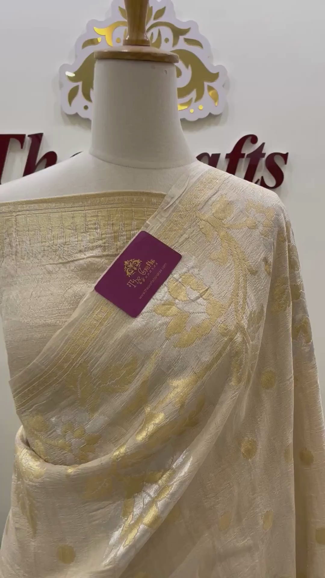 Tussar Georgette Handloom Banarasi Saree - Jaal with Meenakari