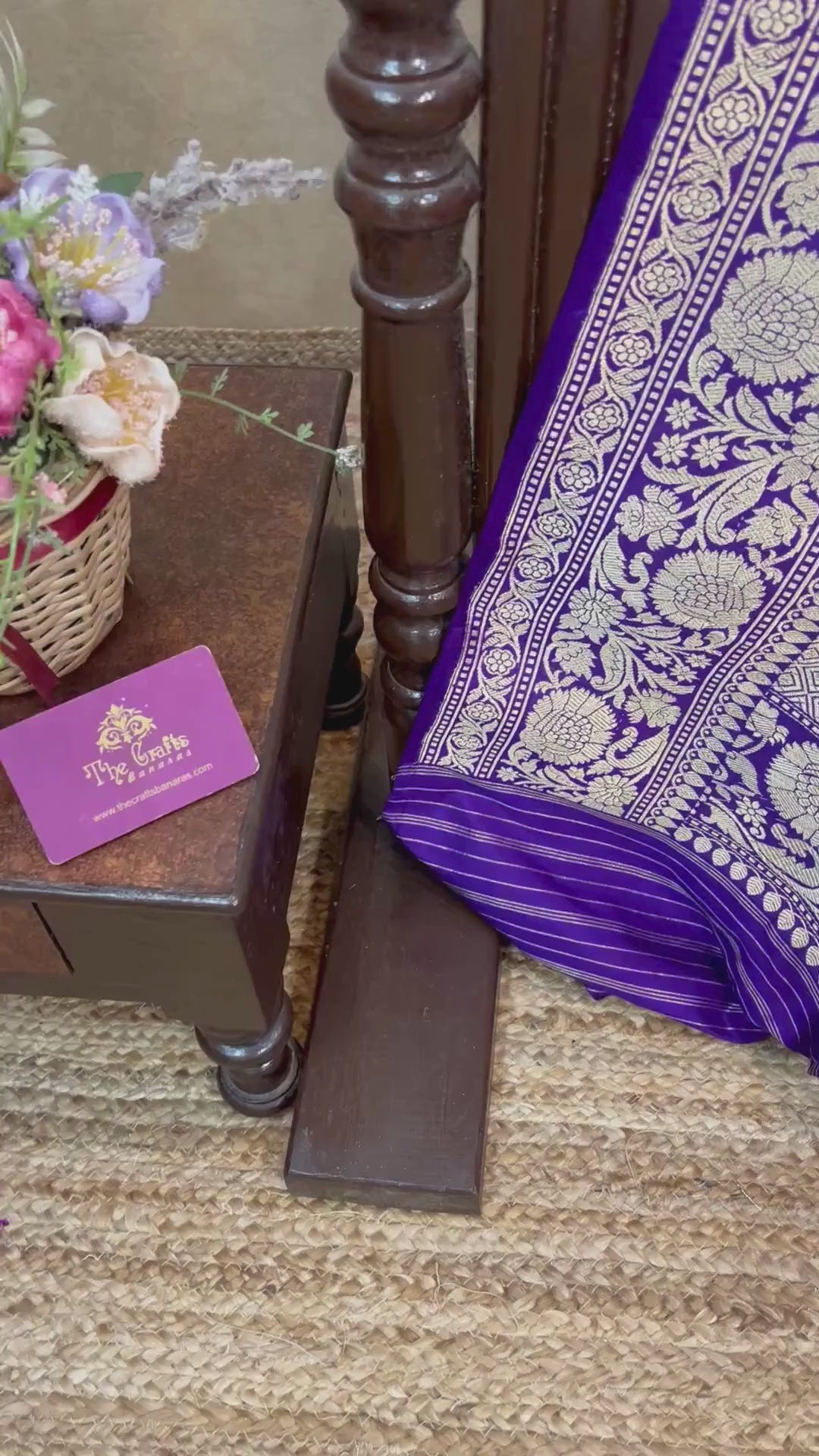 Pure Katan Silk Handloom Banarasi Saree - with sona rupa kadhua motifs