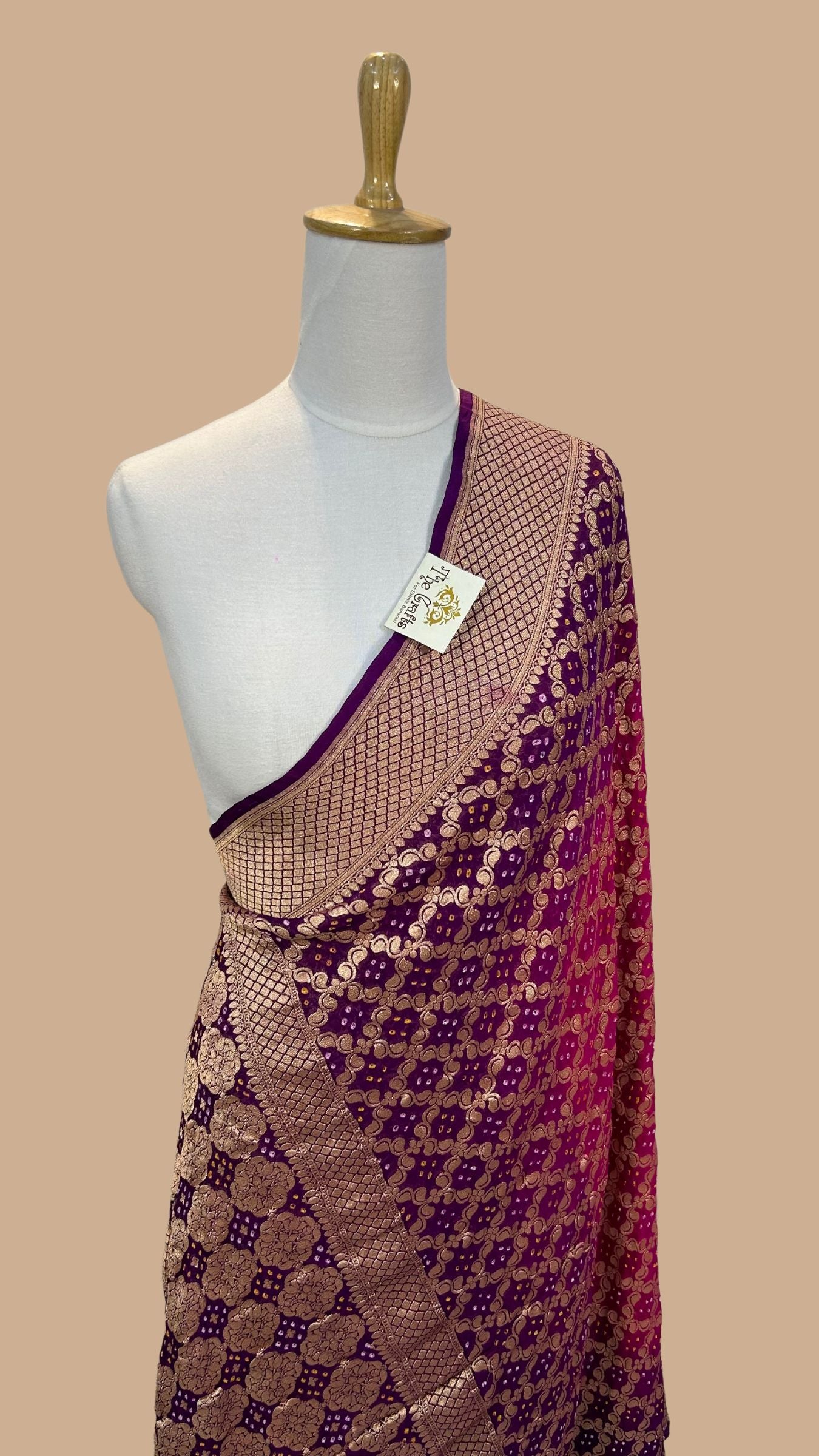 Khaddi Georgette Banarasi Handloom Bandhej Dupatta