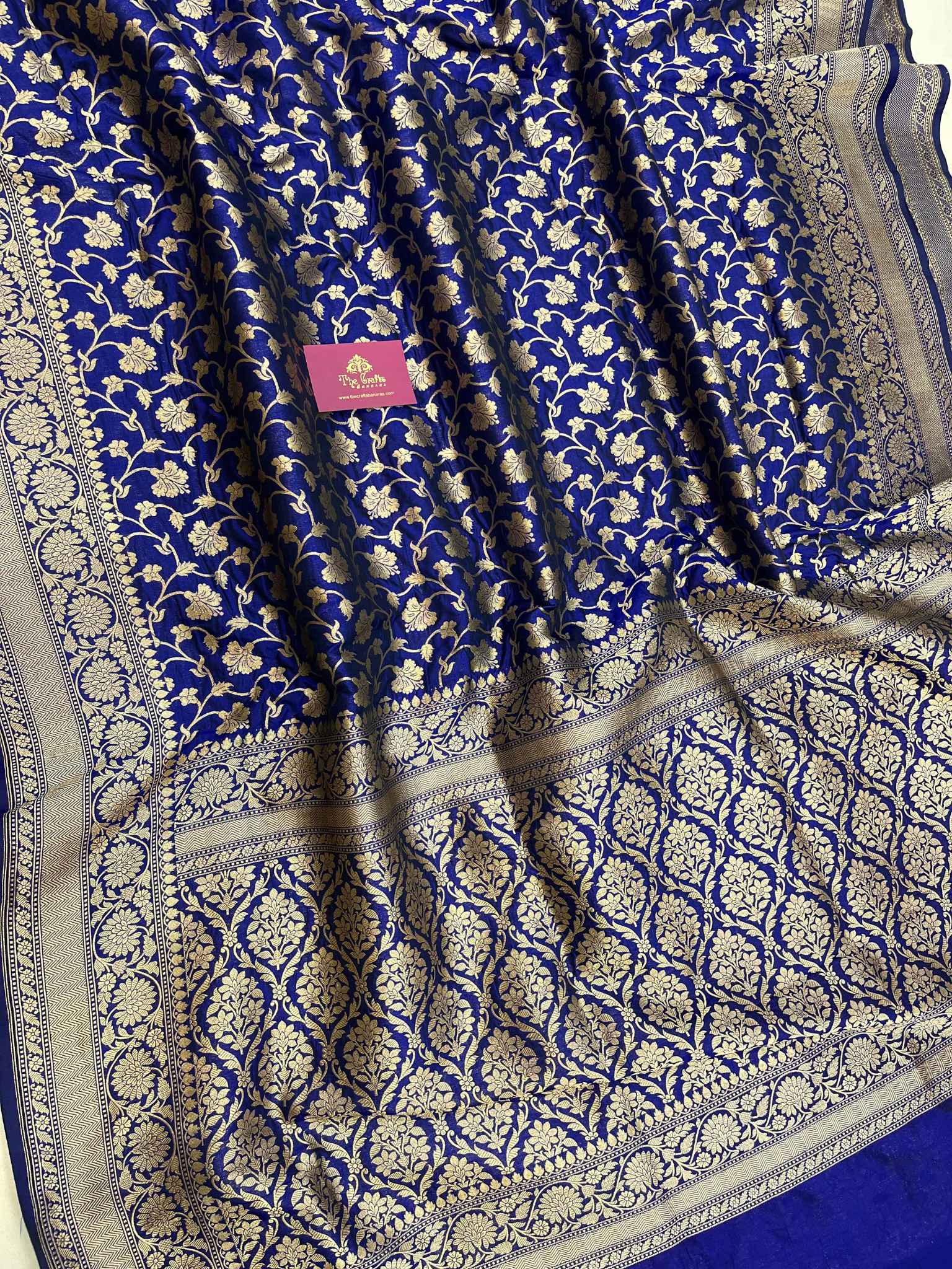 Pure Katan Silk Handloom Banarasi Saree - Jaal work