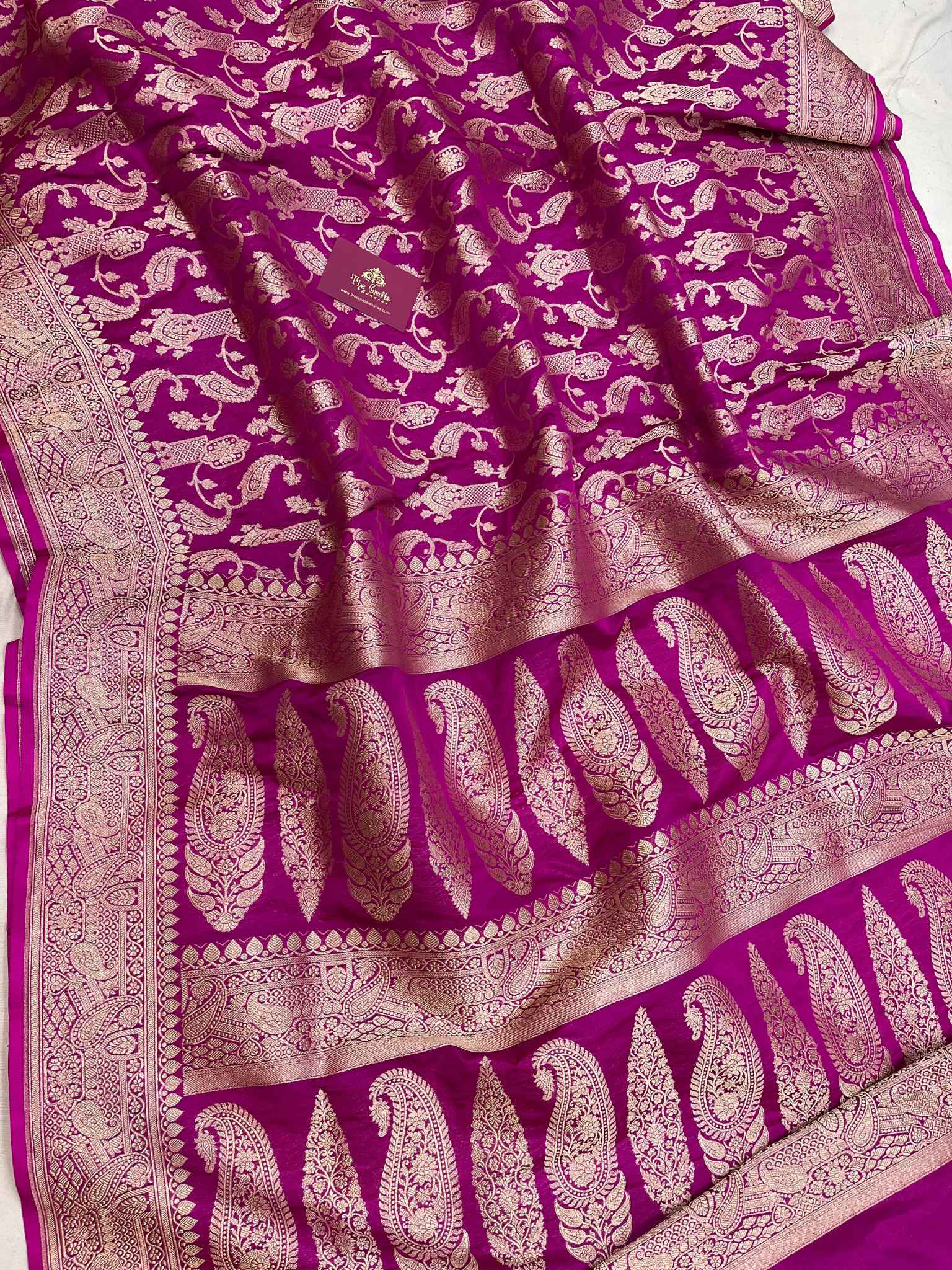 Pure Katan Silk Handloom Banarasi Saree - Jaal work