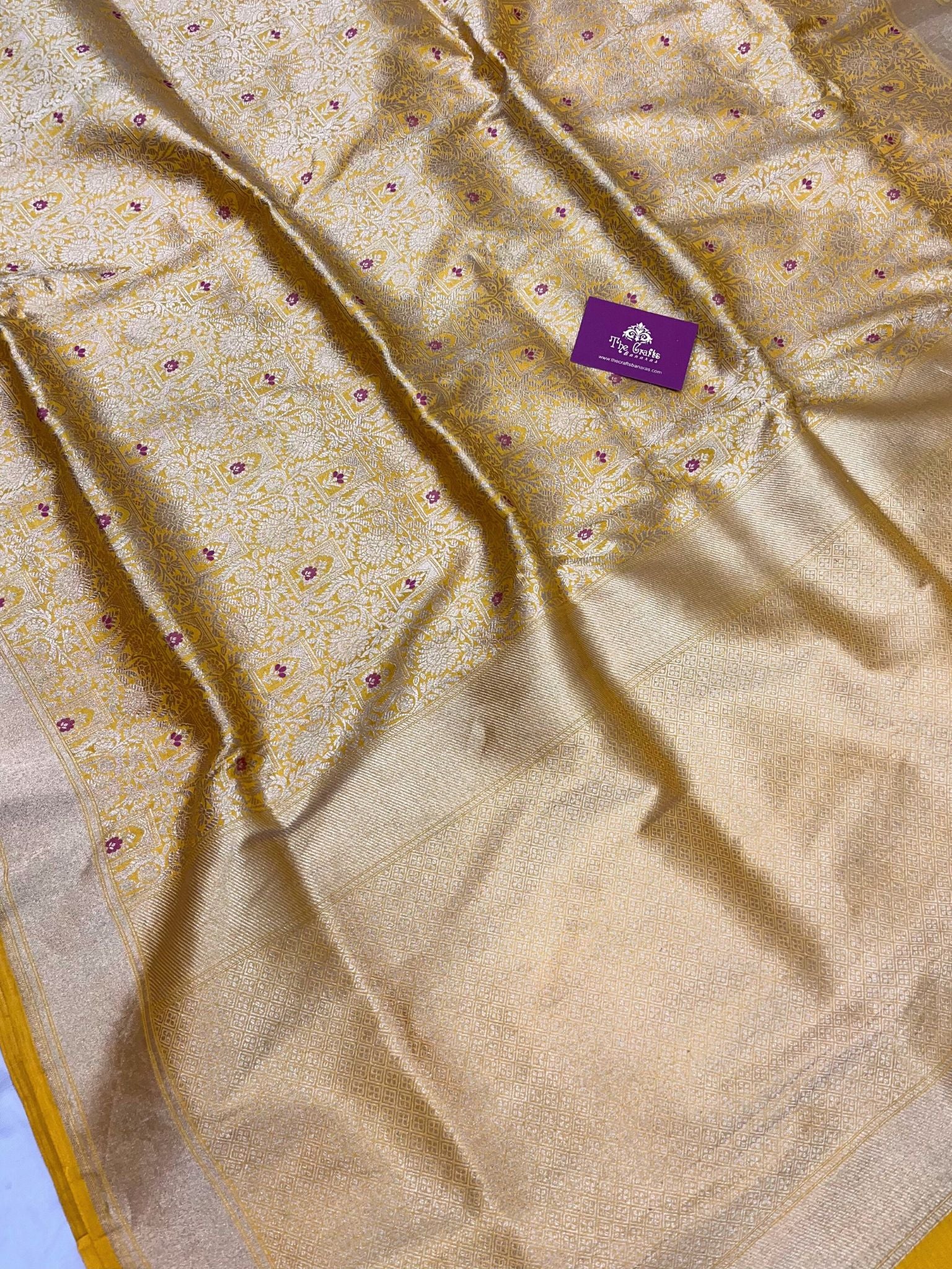 Pure Katan Silk Handloom Banarasi Saree - Tanchui Brocade Meena