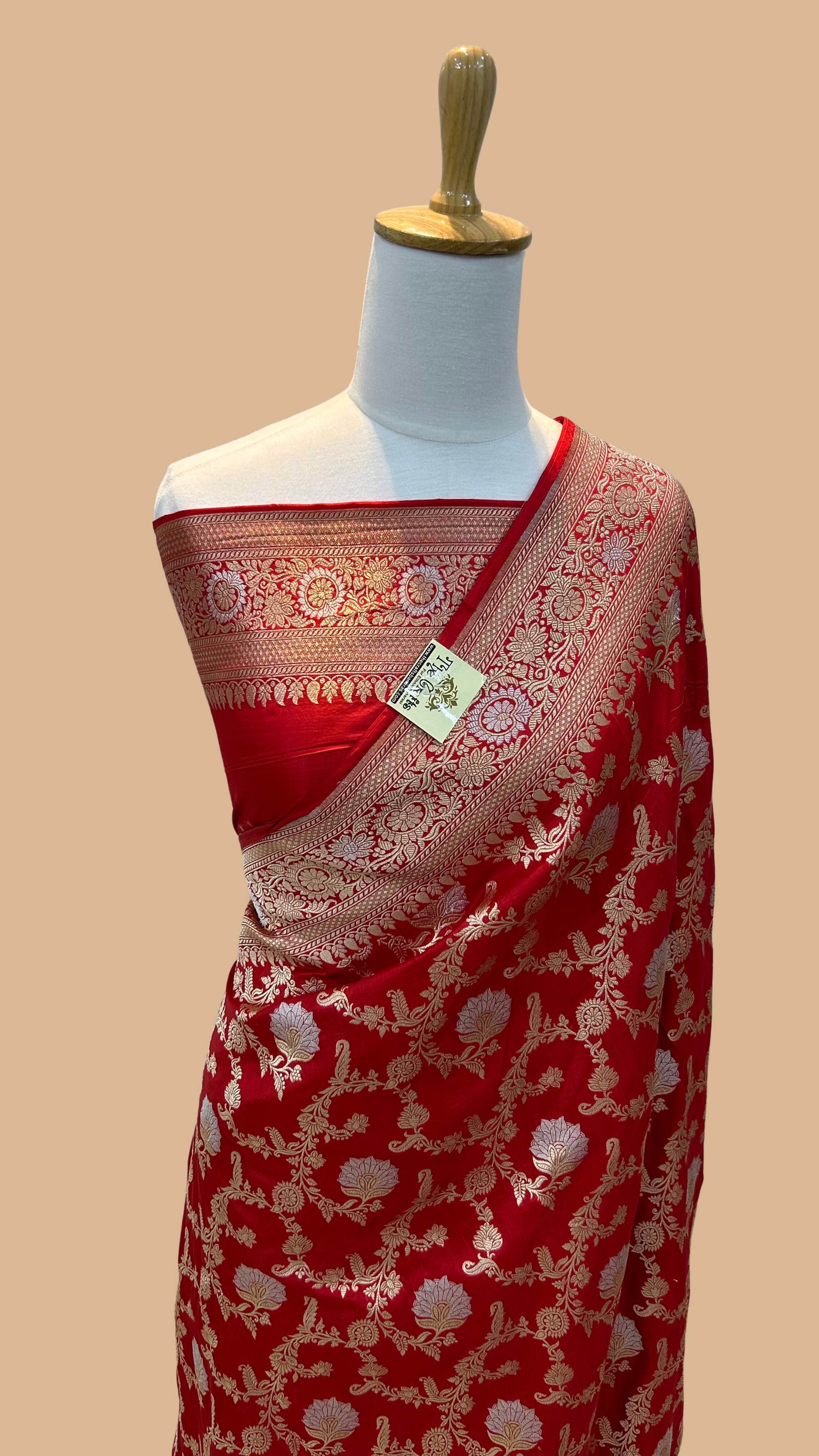 Pure Katan Silk Handloom Banarasi Saree - All over jaal work with meenakari