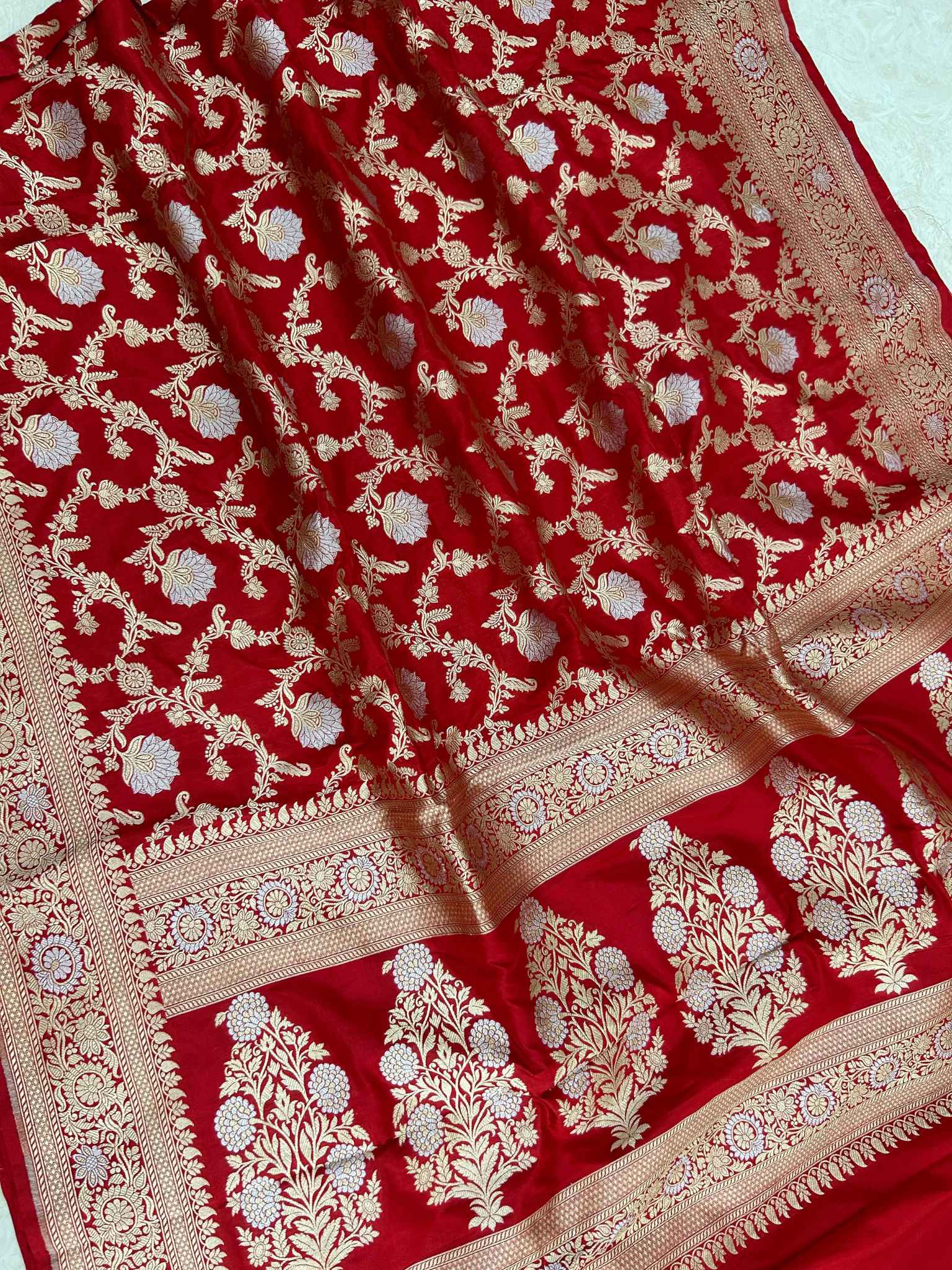 Pure Katan Silk Handloom Banarasi Saree - All over jaal work with meenakari