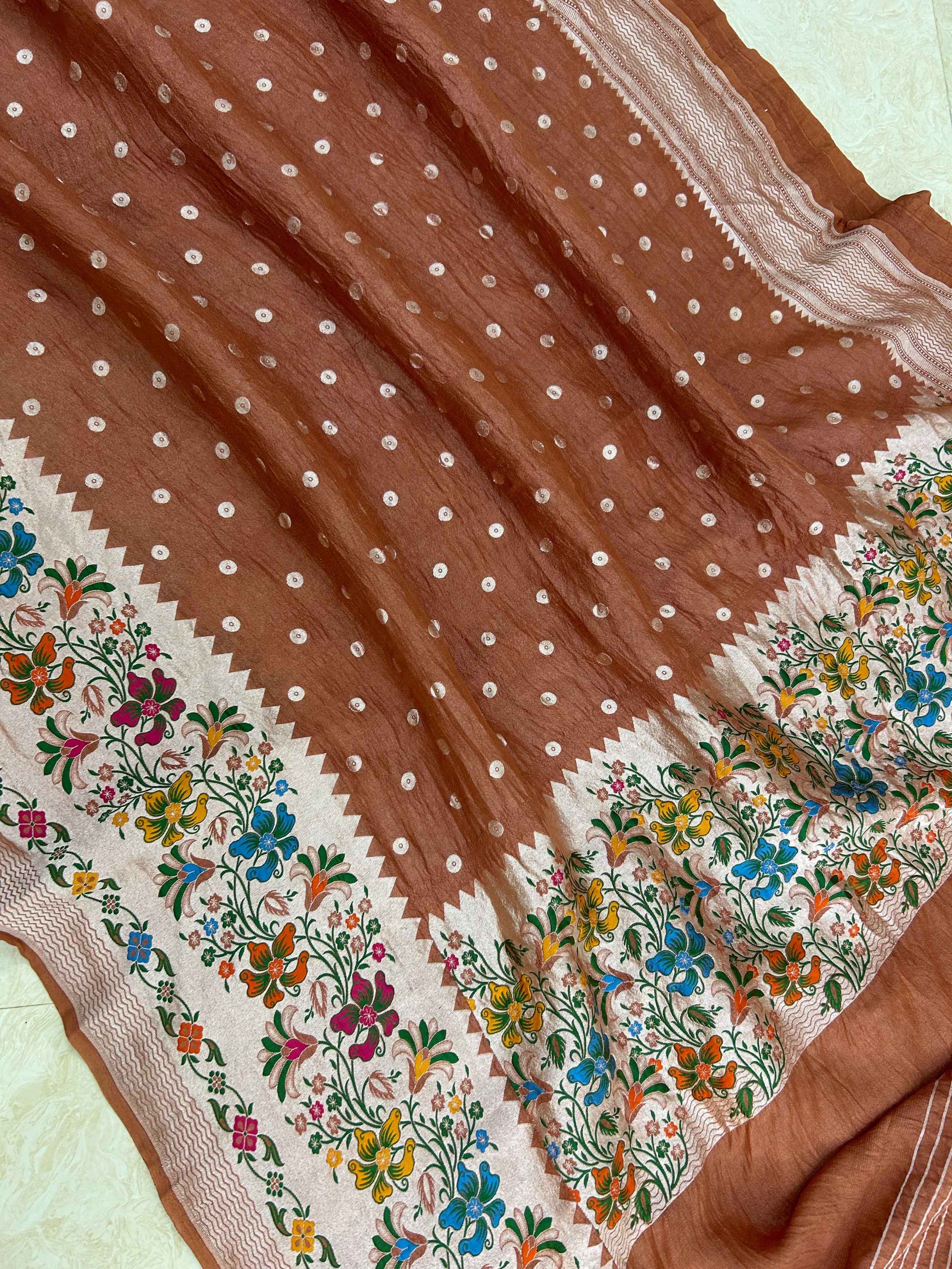 Tussar Georgette Handloom Banarasi Saree - Jaal with Meenakari