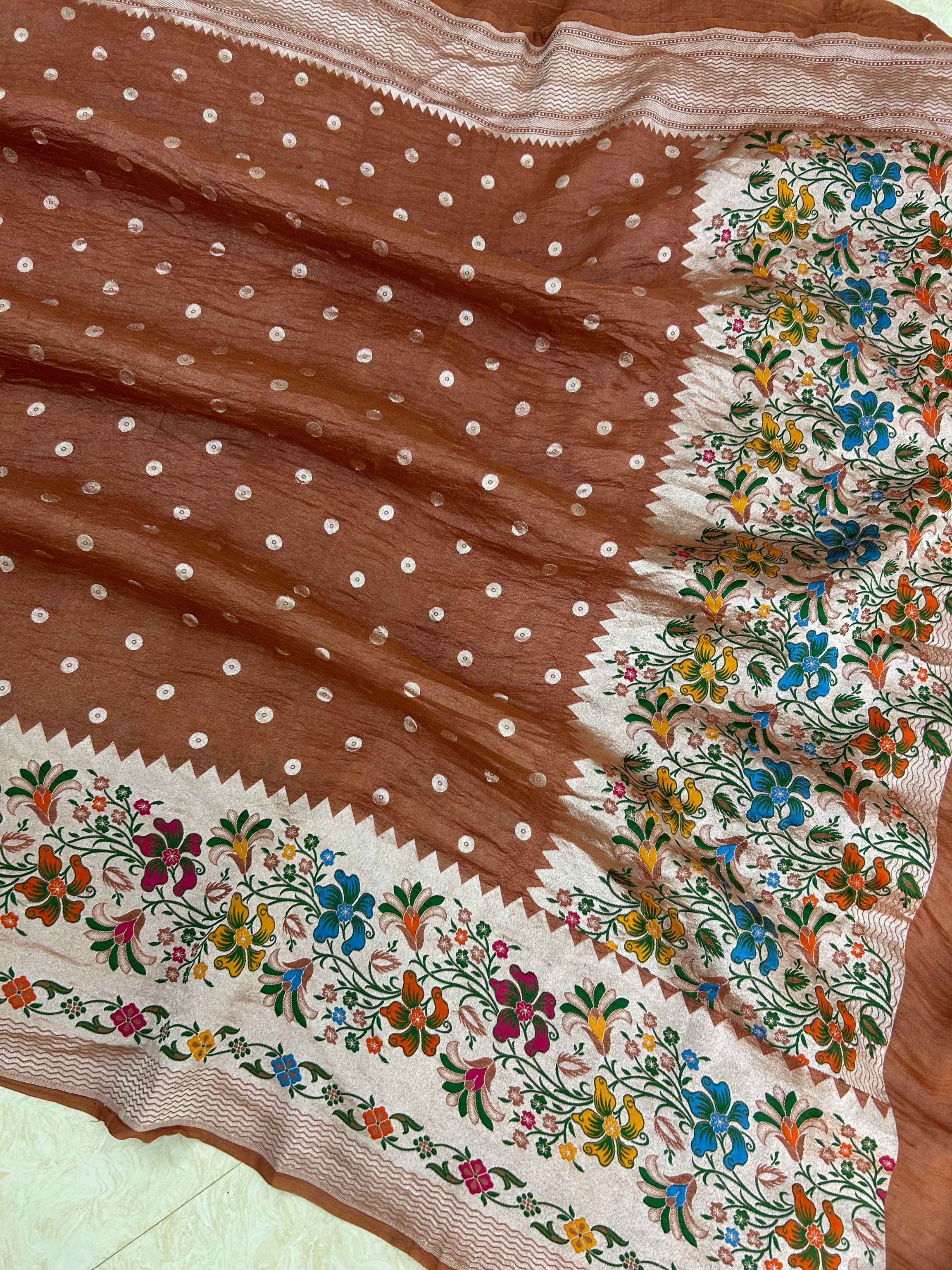 Tussar Georgette Handloom Banarasi Saree - Jaal with Meenakari