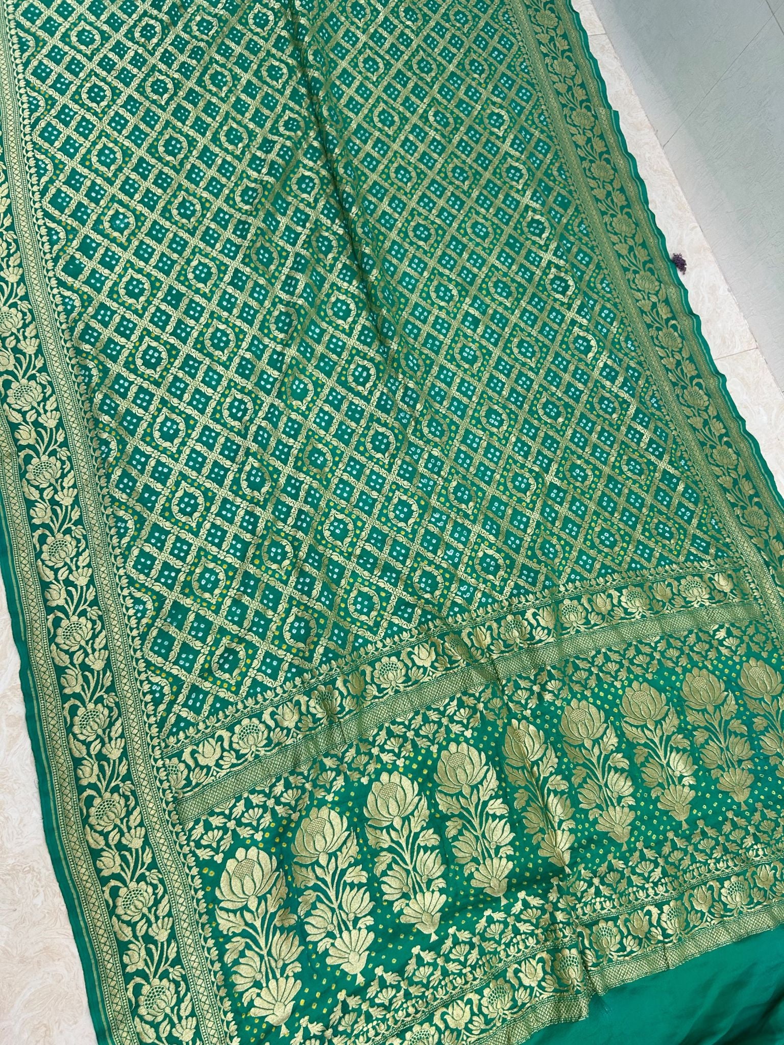 Pure Georgette Banarasi Handloom Bandhej Saree