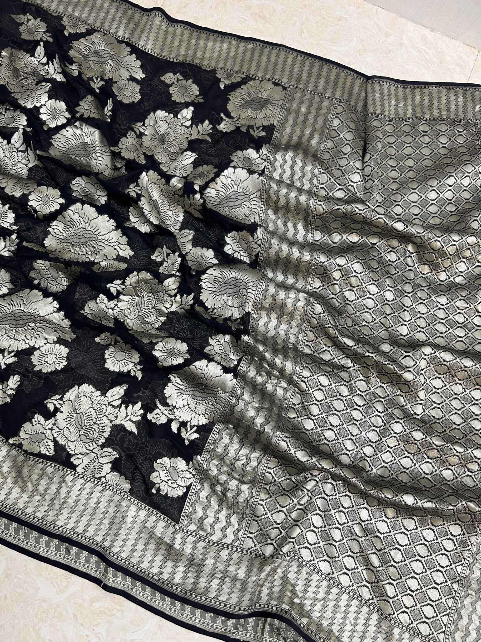 Khaddi Georgette Banarasi Saree - Water Zari