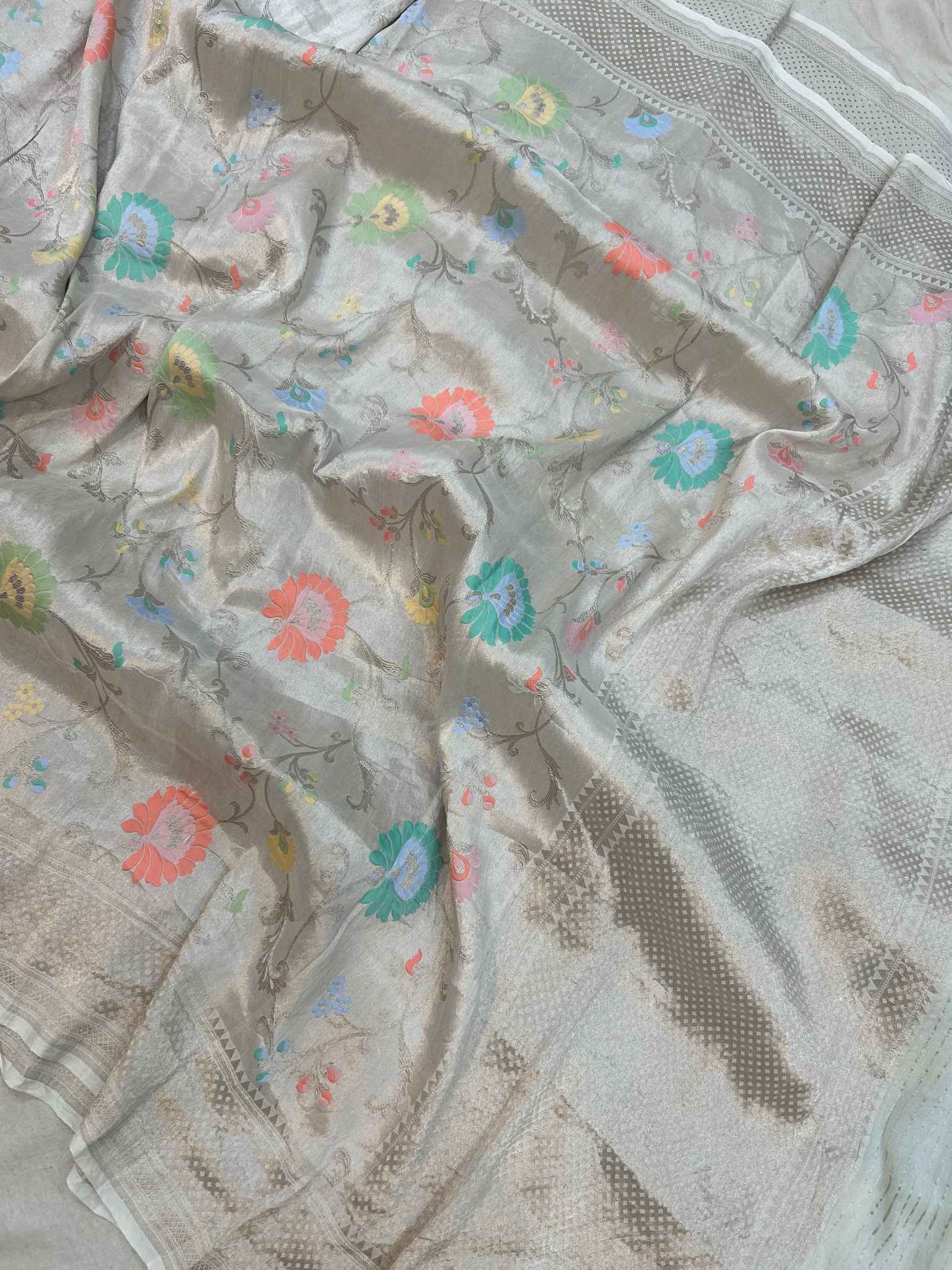 Tissue Georgette Handloom Banarasi Saree - Jaal with Meenakari