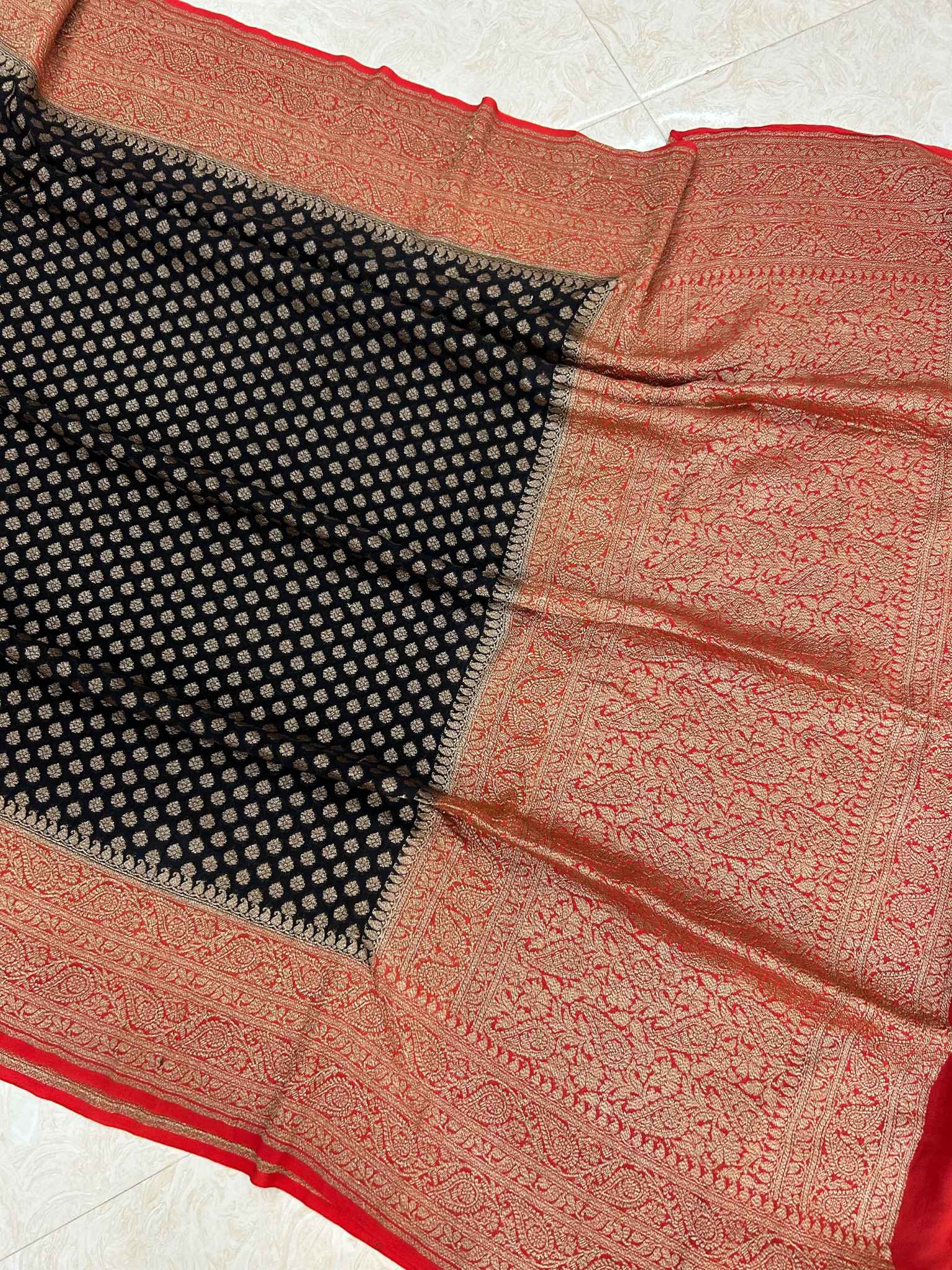 Khaddi Georgette Banarasi Saree - Antique Zari