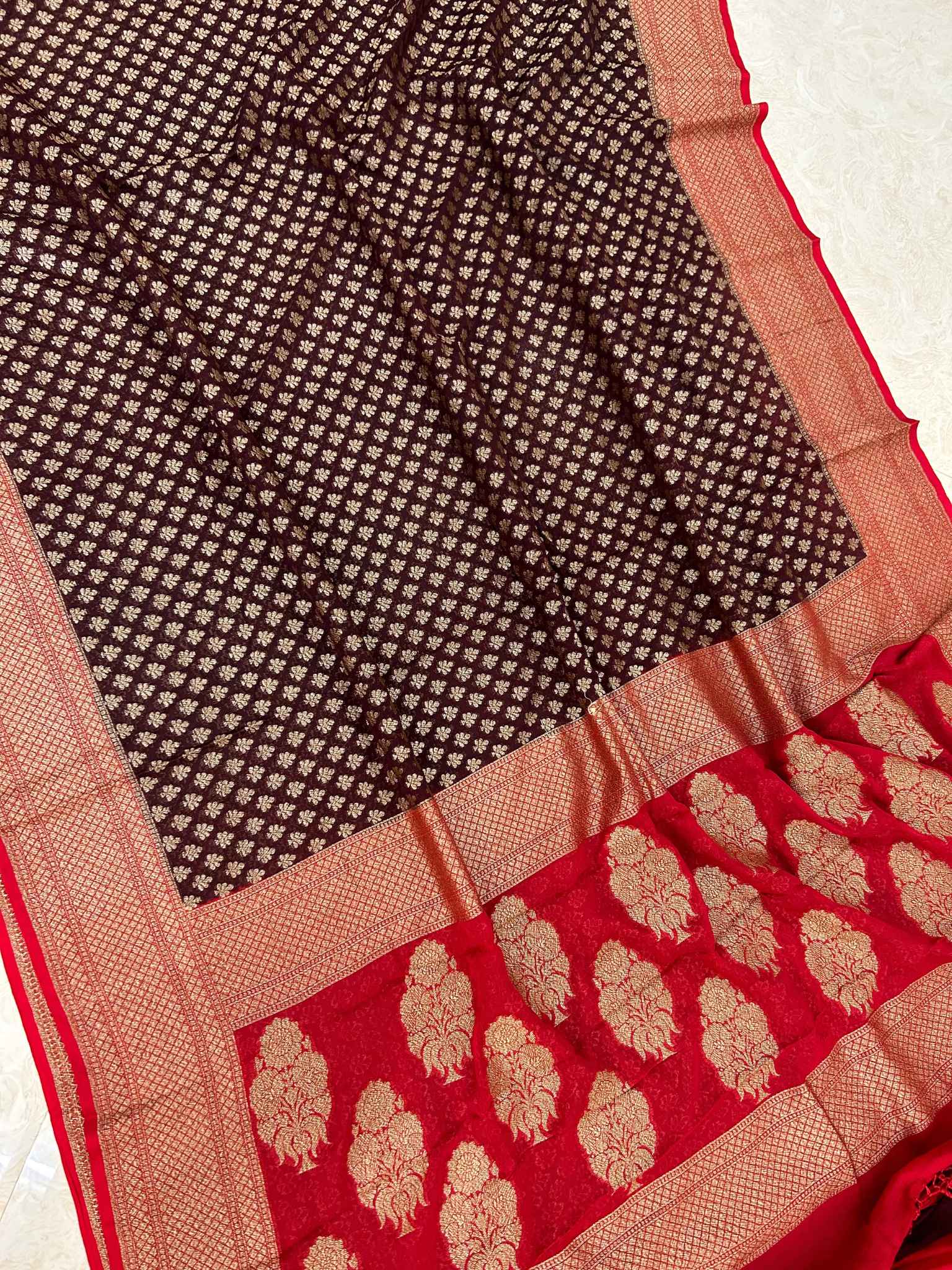 Khaddi Georgette Banarasi Saree - Antique Zari