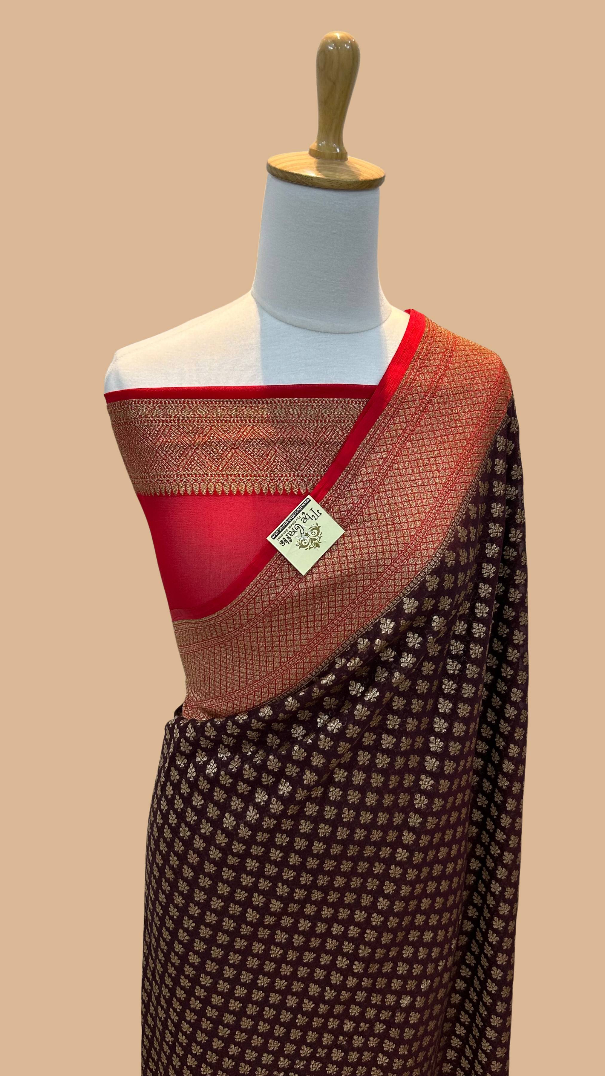 Khaddi Georgette Banarasi Saree - Antique Zari