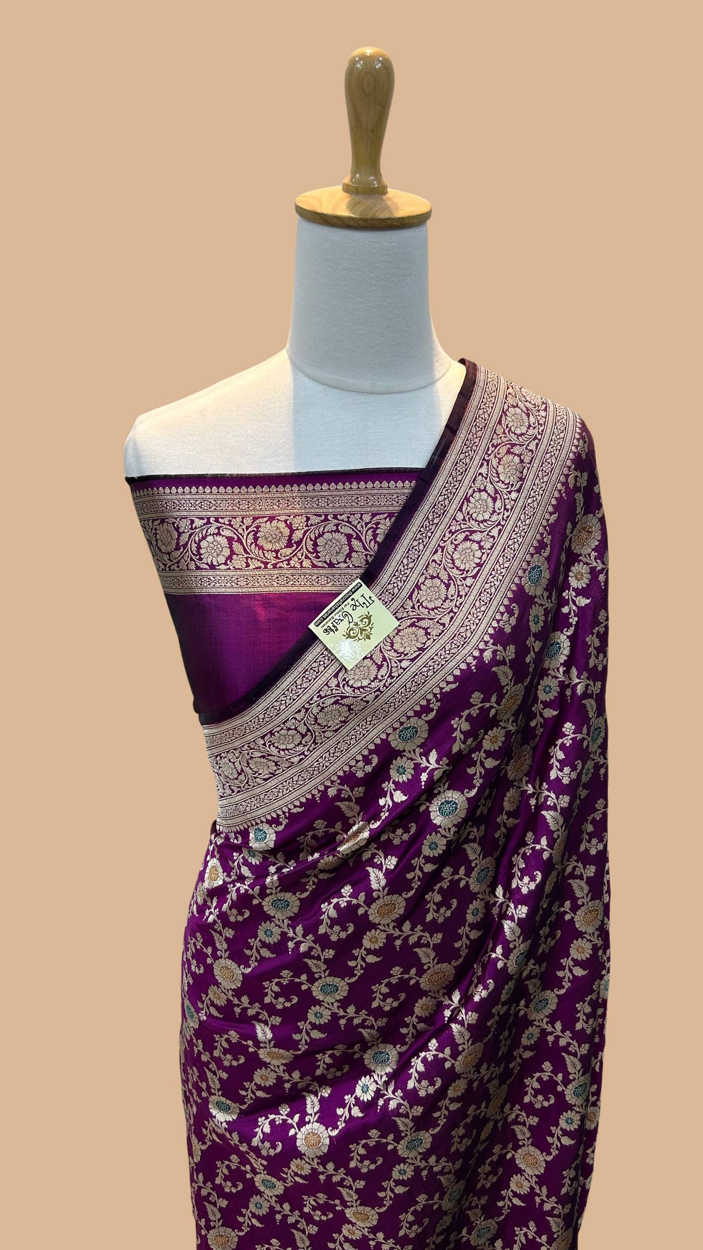 Pure Katan Silk Handloom Banarasi Saree - All over jaal work with meenakari