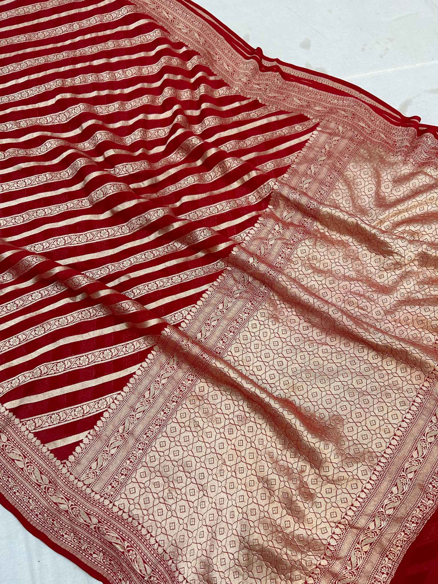 Khaddi Georgette Handloom Banarasi Saree