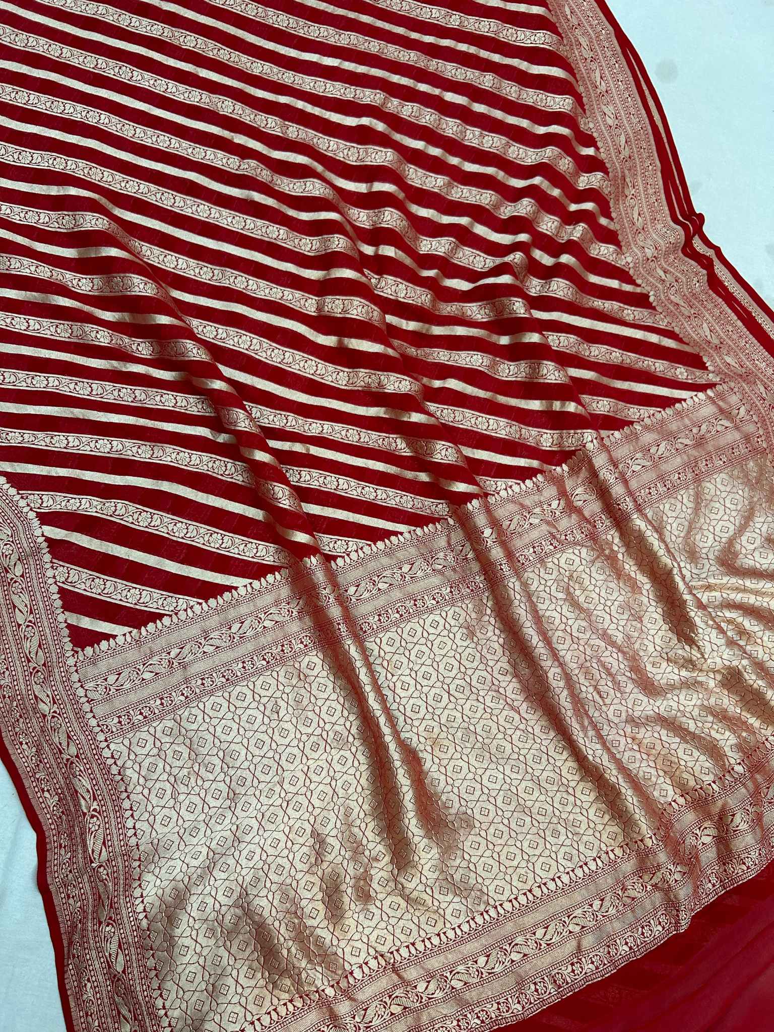 Khaddi Georgette Handloom Banarasi Saree