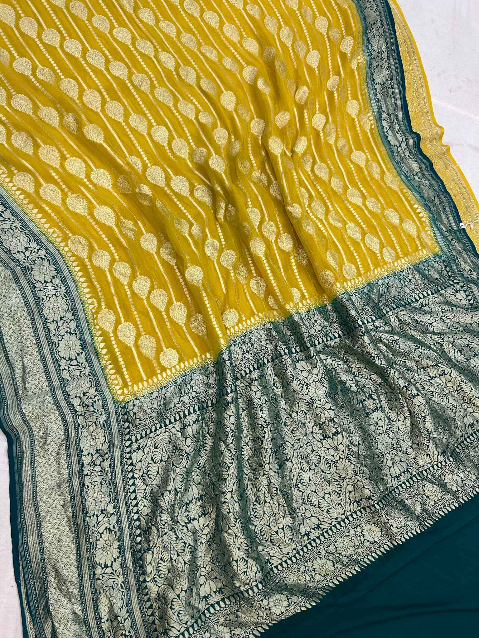 Khaddi Georgette Handloom Banarasi Saree