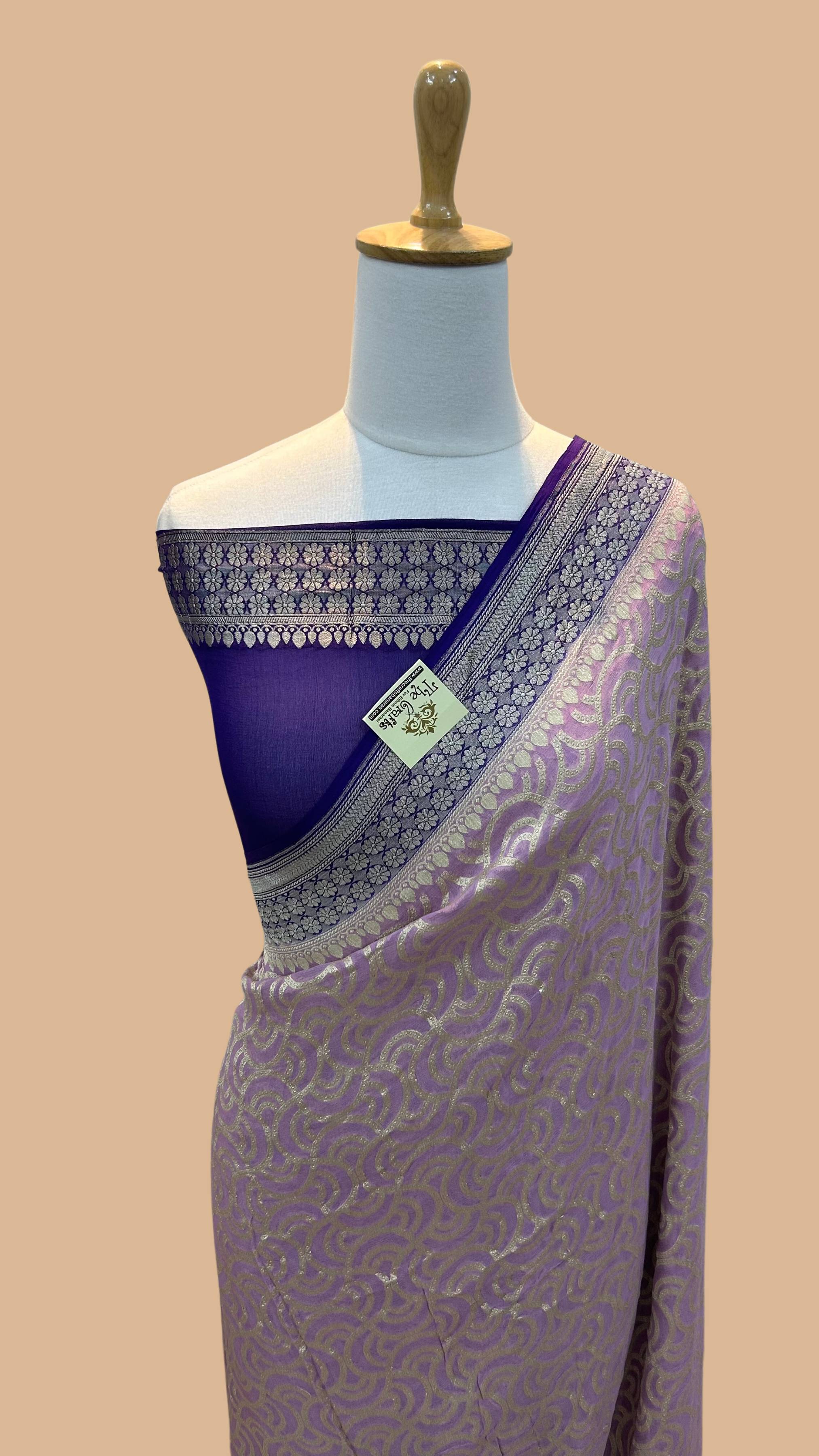 Khaddi Georgette Handloom Banarasi Saree