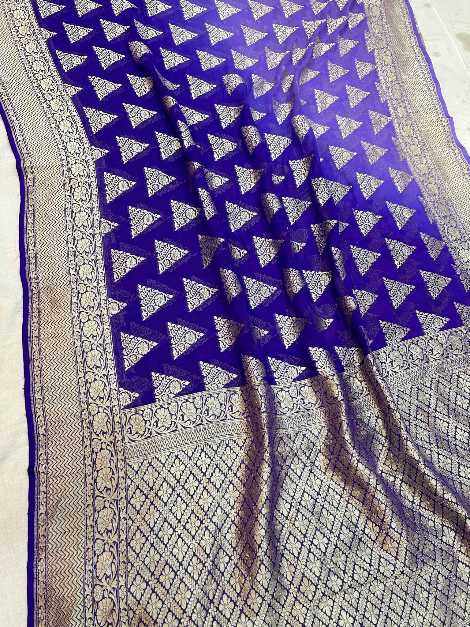 Khaddi Georgette Handloom Banarasi Saree