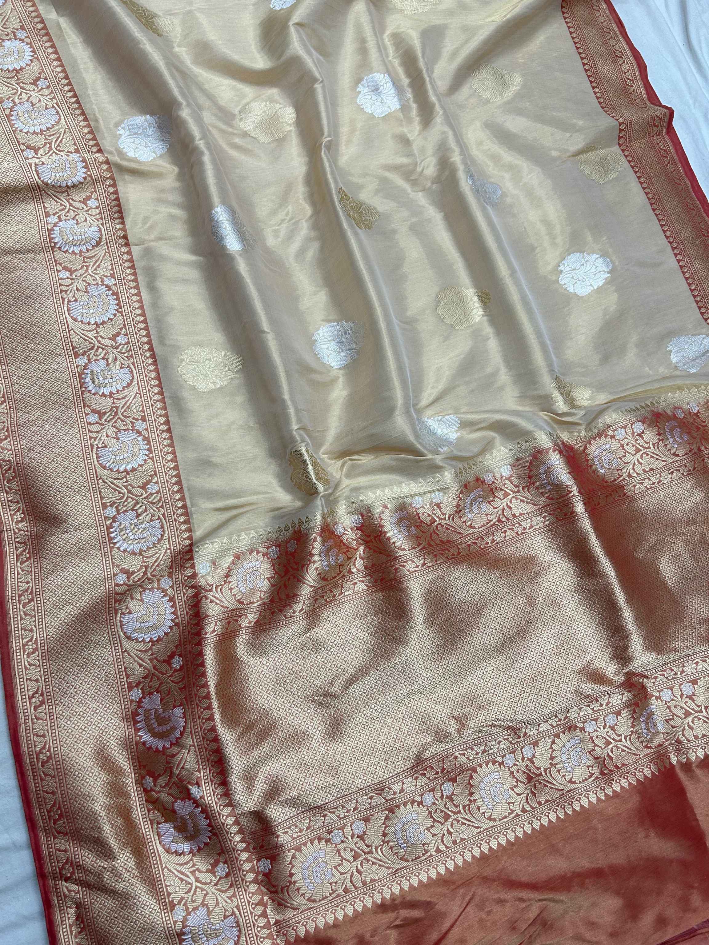 Pure Tissue Silk Handloom Banarasi Saree with kadhua sona roopa border & buta