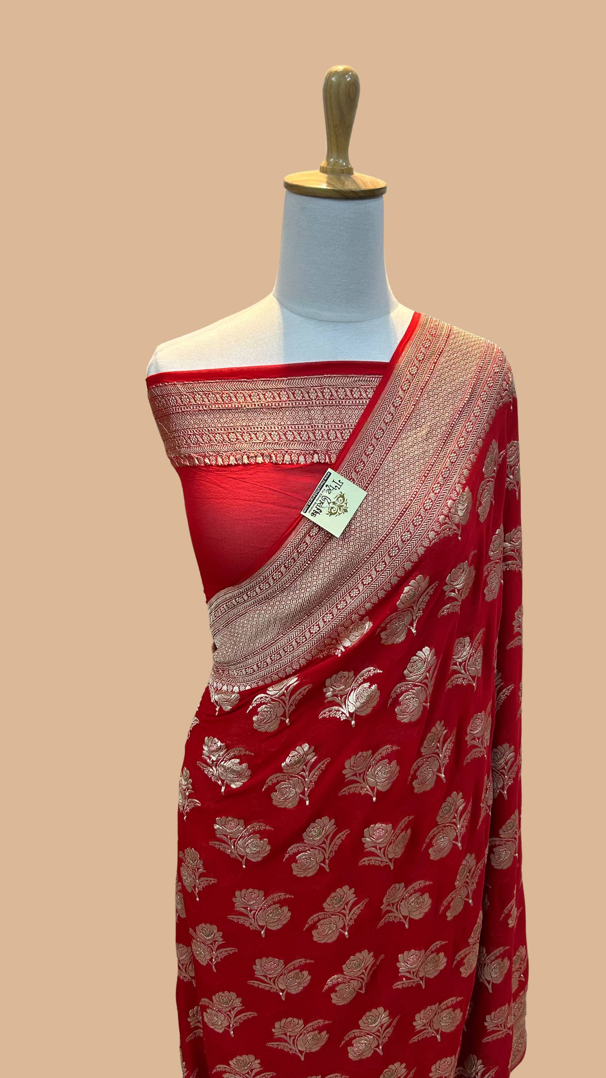 Khaddi Georgette Handloom Banarasi Saree - Jaal with Meenakari