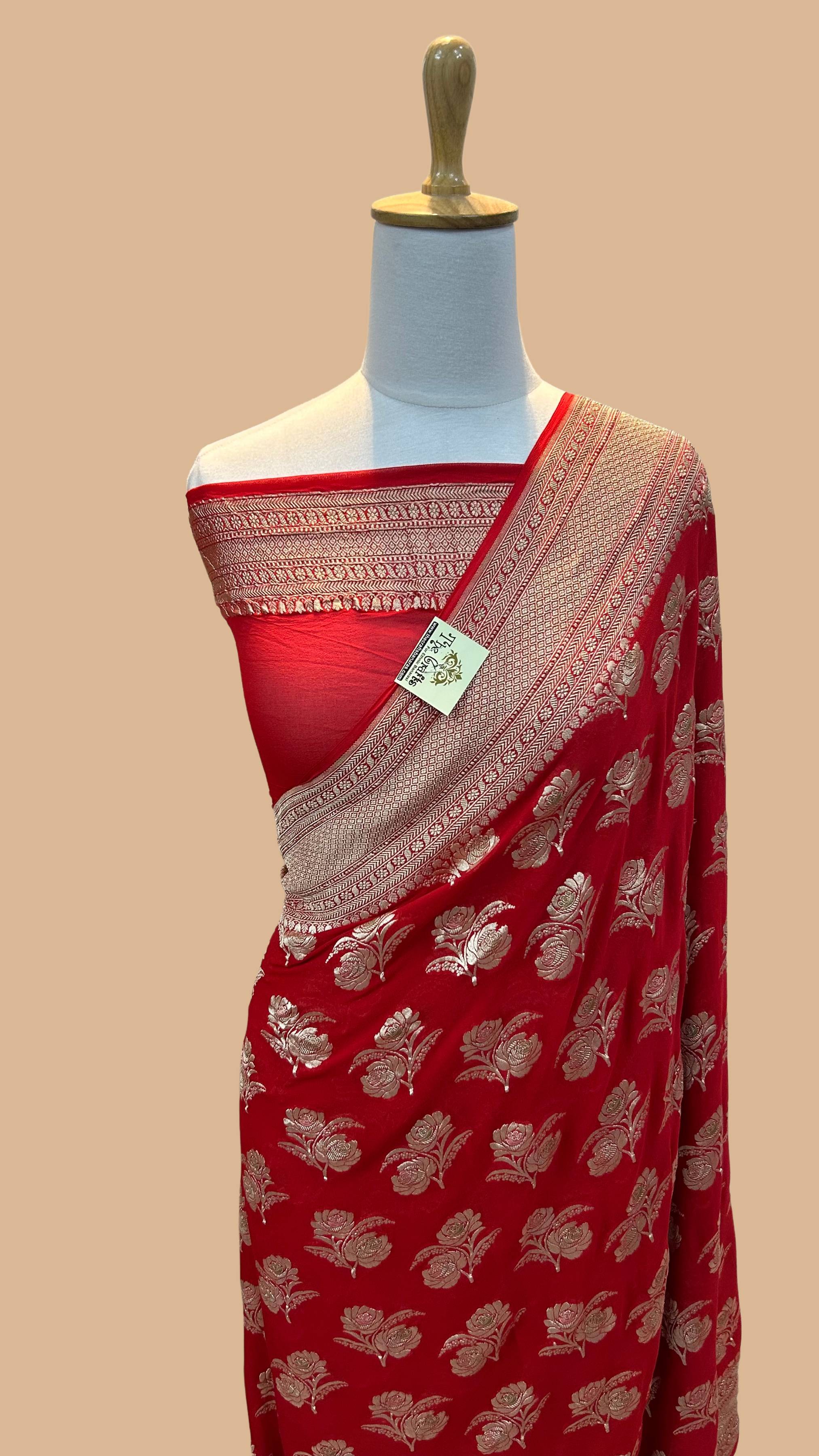 Khaddi Georgette Handloom Banarasi Saree - Jaal with Meenakari