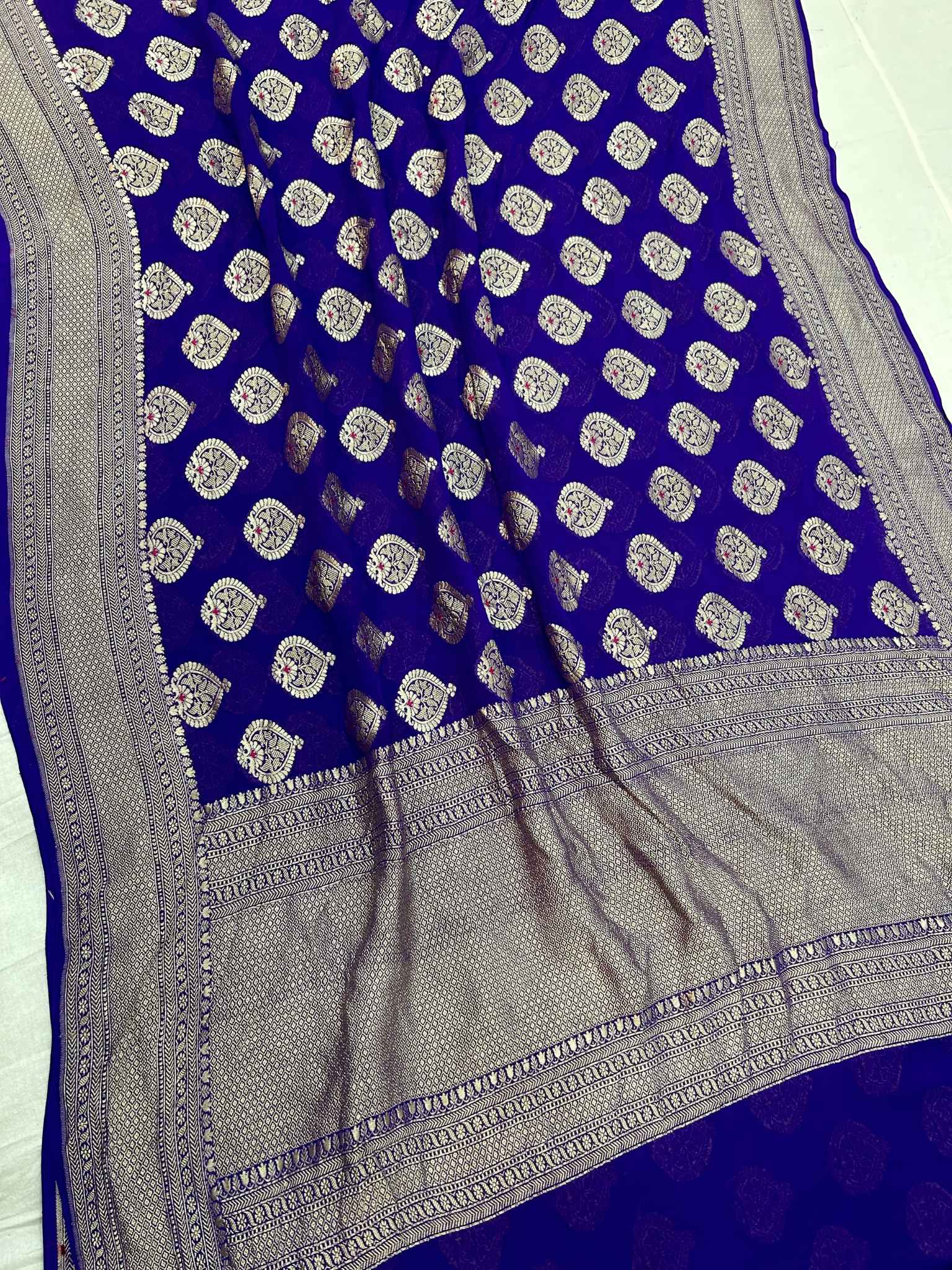 Khaddi Georgette Handloom Banarasi Saree - Jaal with Meenakari