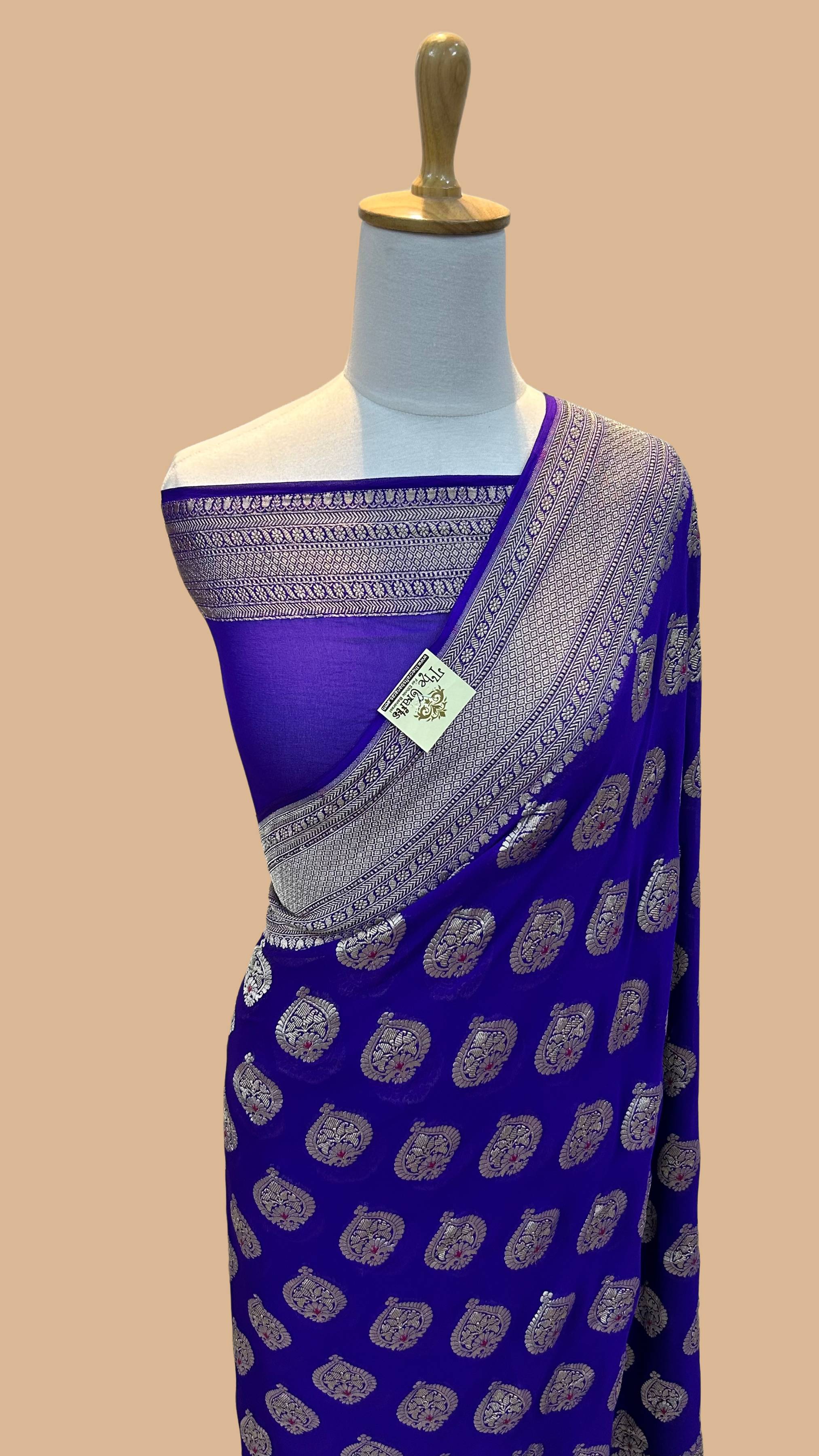 Khaddi Georgette Handloom Banarasi Saree - Jaal with Meenakari