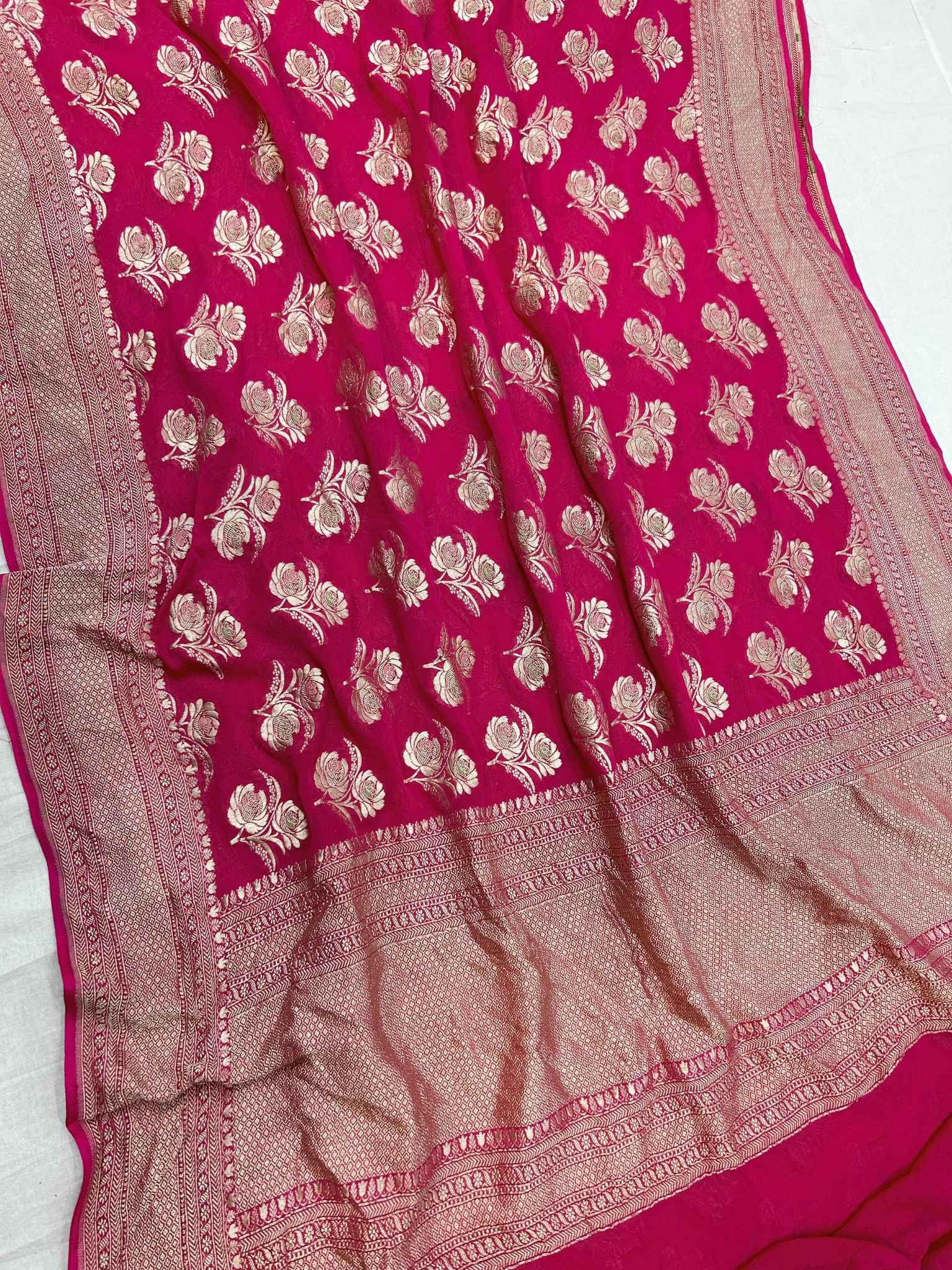 Khaddi Georgette Handloom Banarasi Saree - Jaal with Meenakari