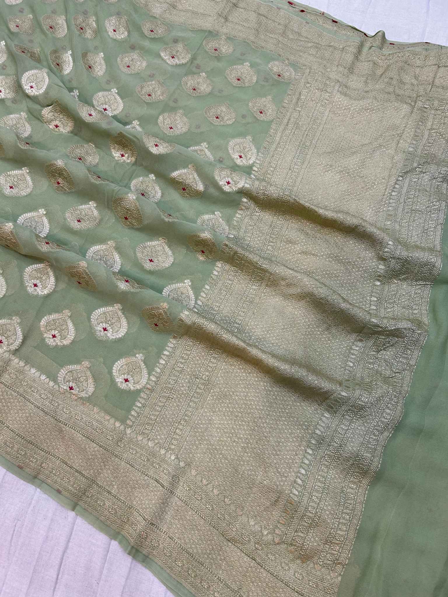 Khaddi Georgette Handloom Banarasi Saree - Jaal with Meenakari