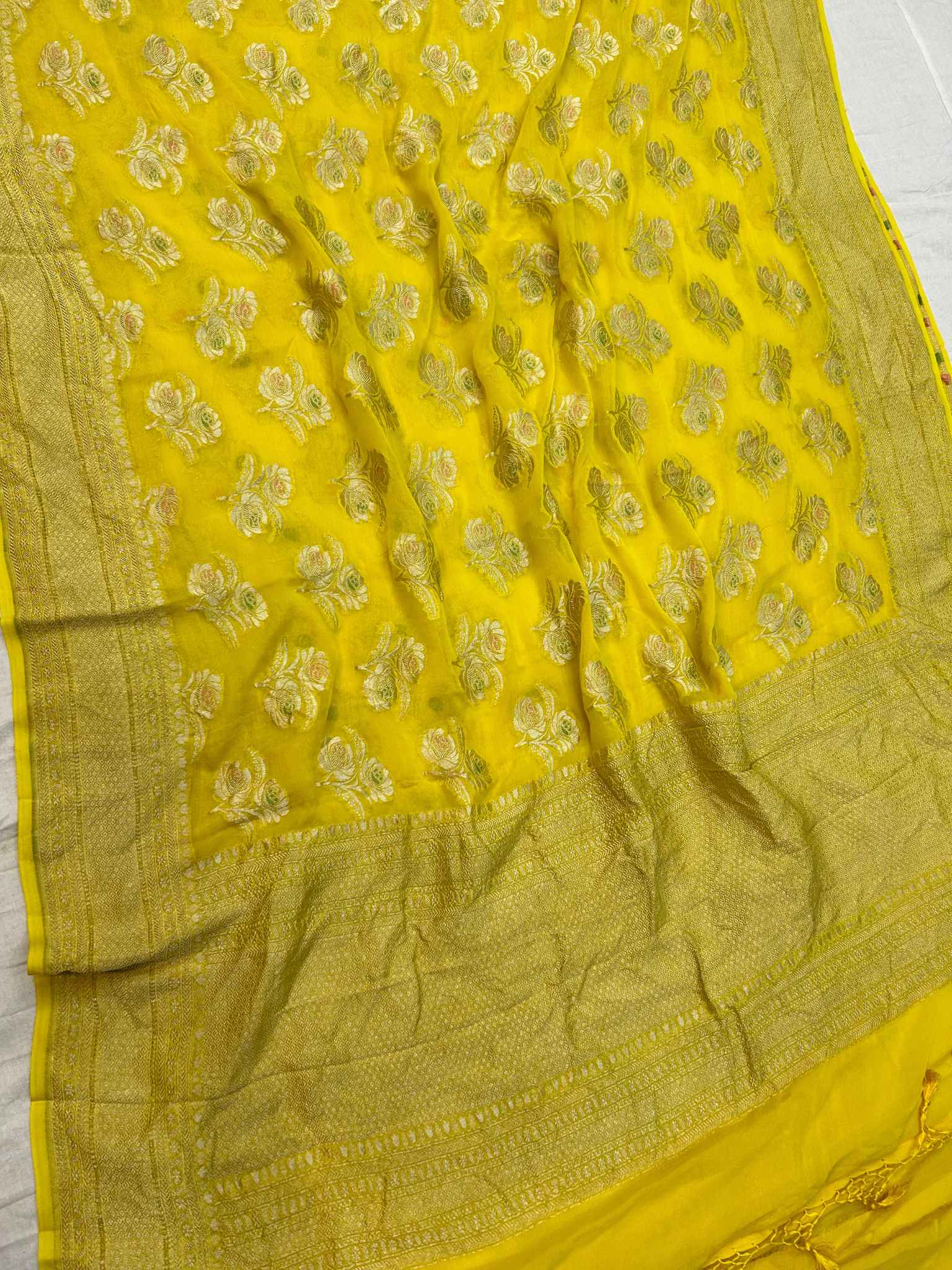 Khaddi Georgette Handloom Banarasi Saree - Jaal with Meenakari