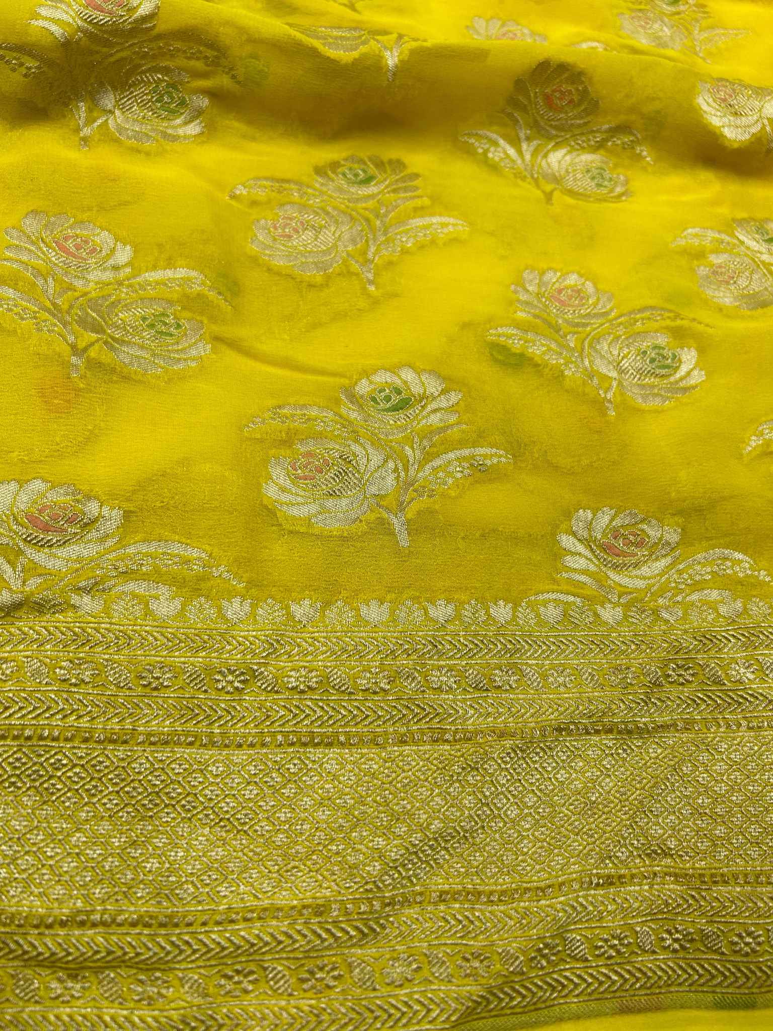 Khaddi Georgette Handloom Banarasi Saree - Jaal with Meenakari