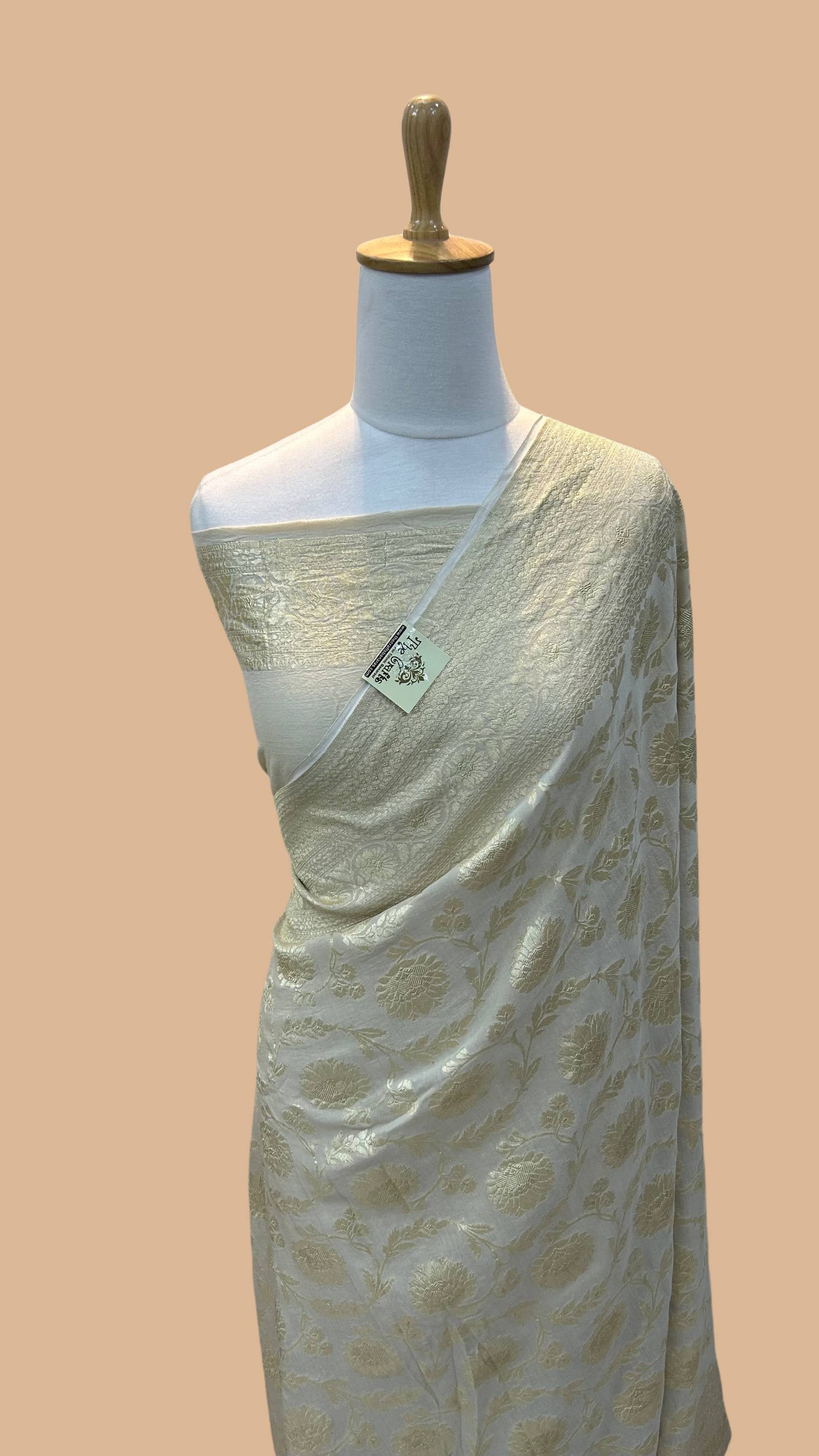 Moonga Georgette Banarasi Saree - Jaal work