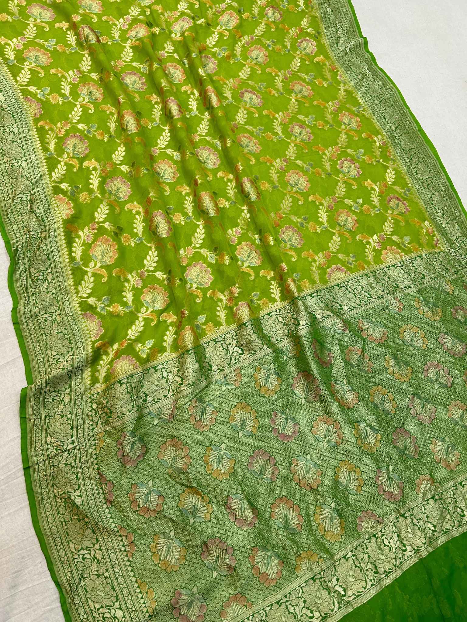 Khaddi Georgette Handloom Banarasi Saree