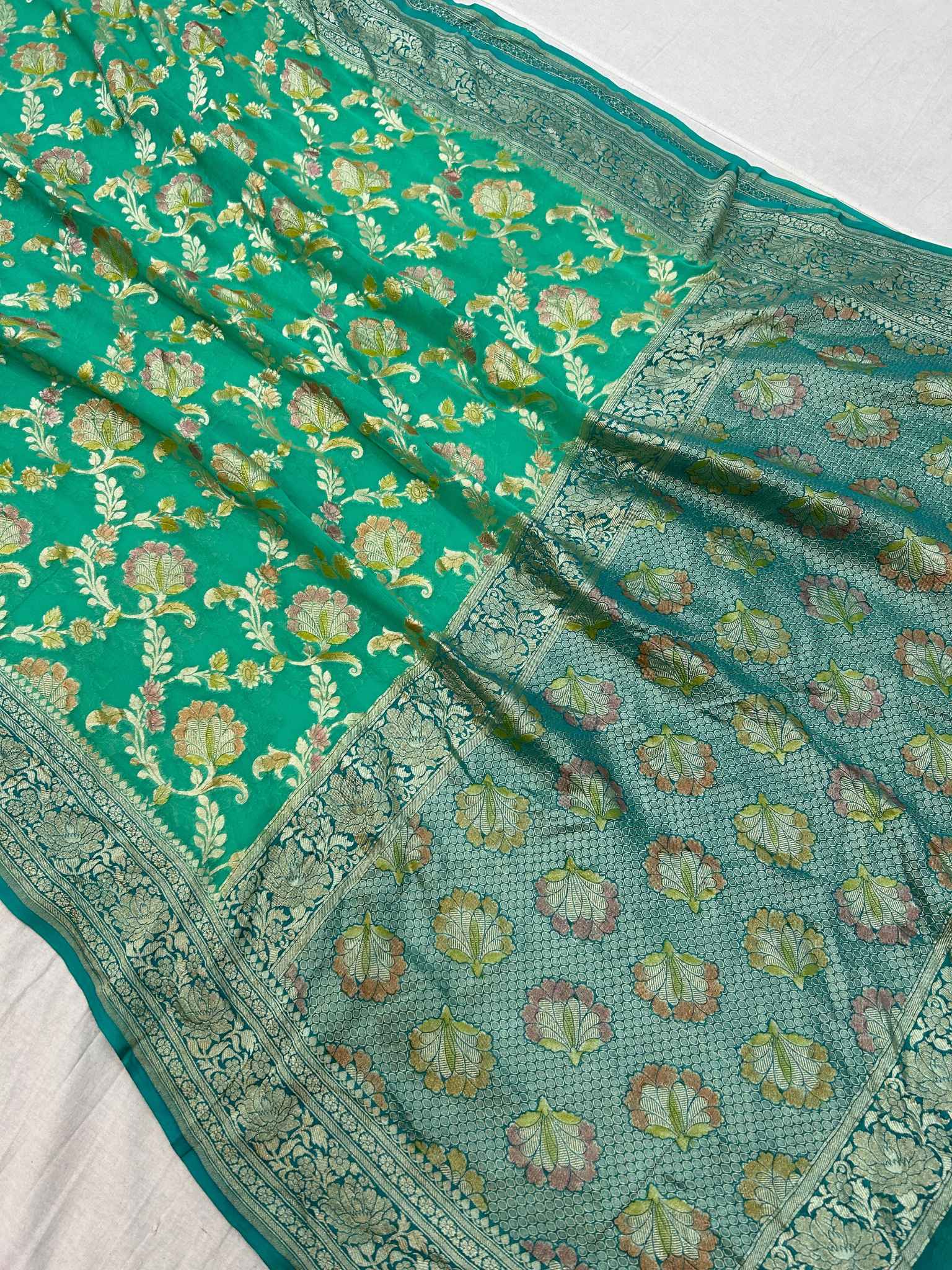 Khaddi Georgette Handloom Banarasi Saree