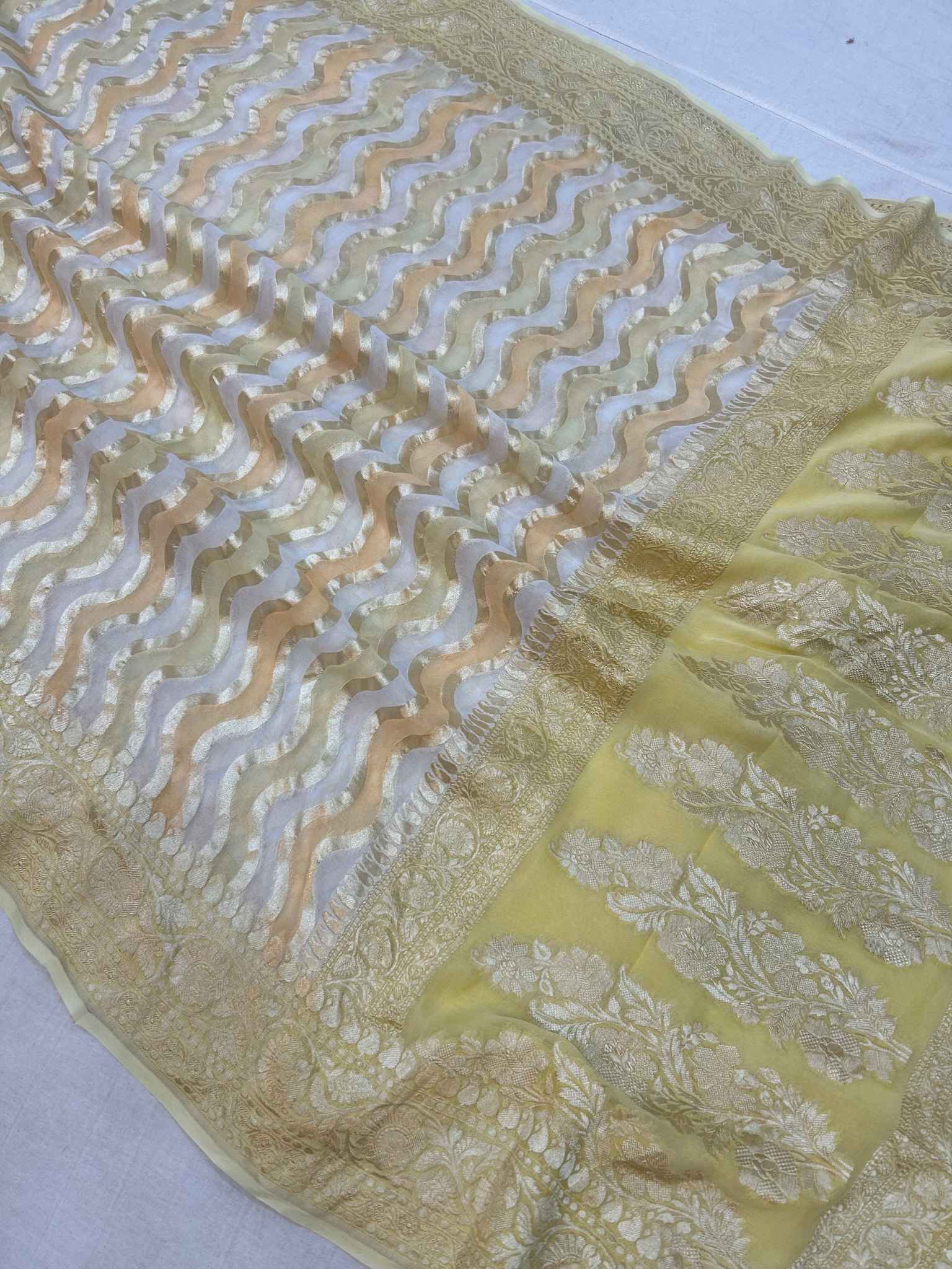 Khaddi Georgette Handloom Banarasi Saree