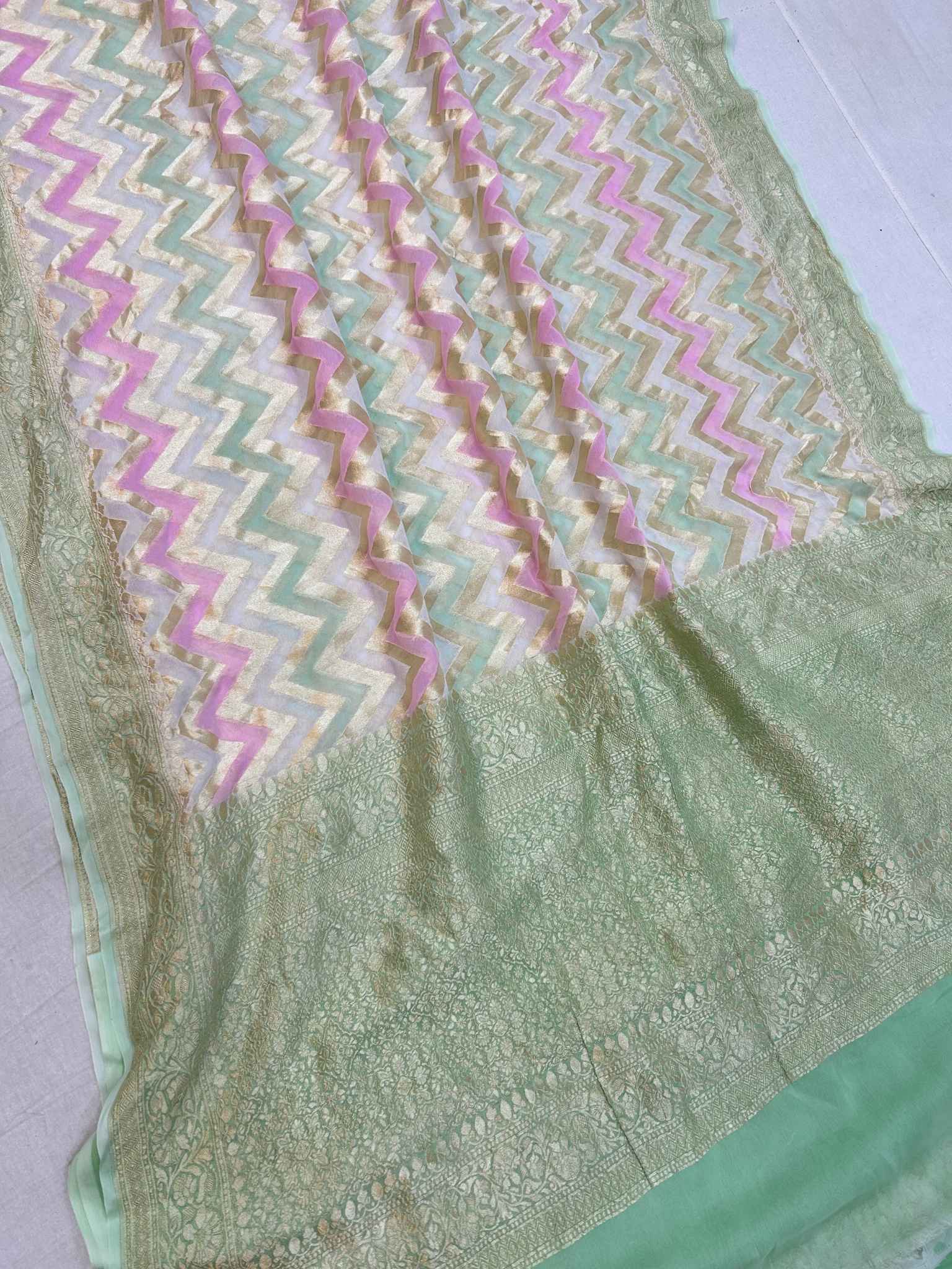 Khaddi Georgette Handloom Banarasi Saree