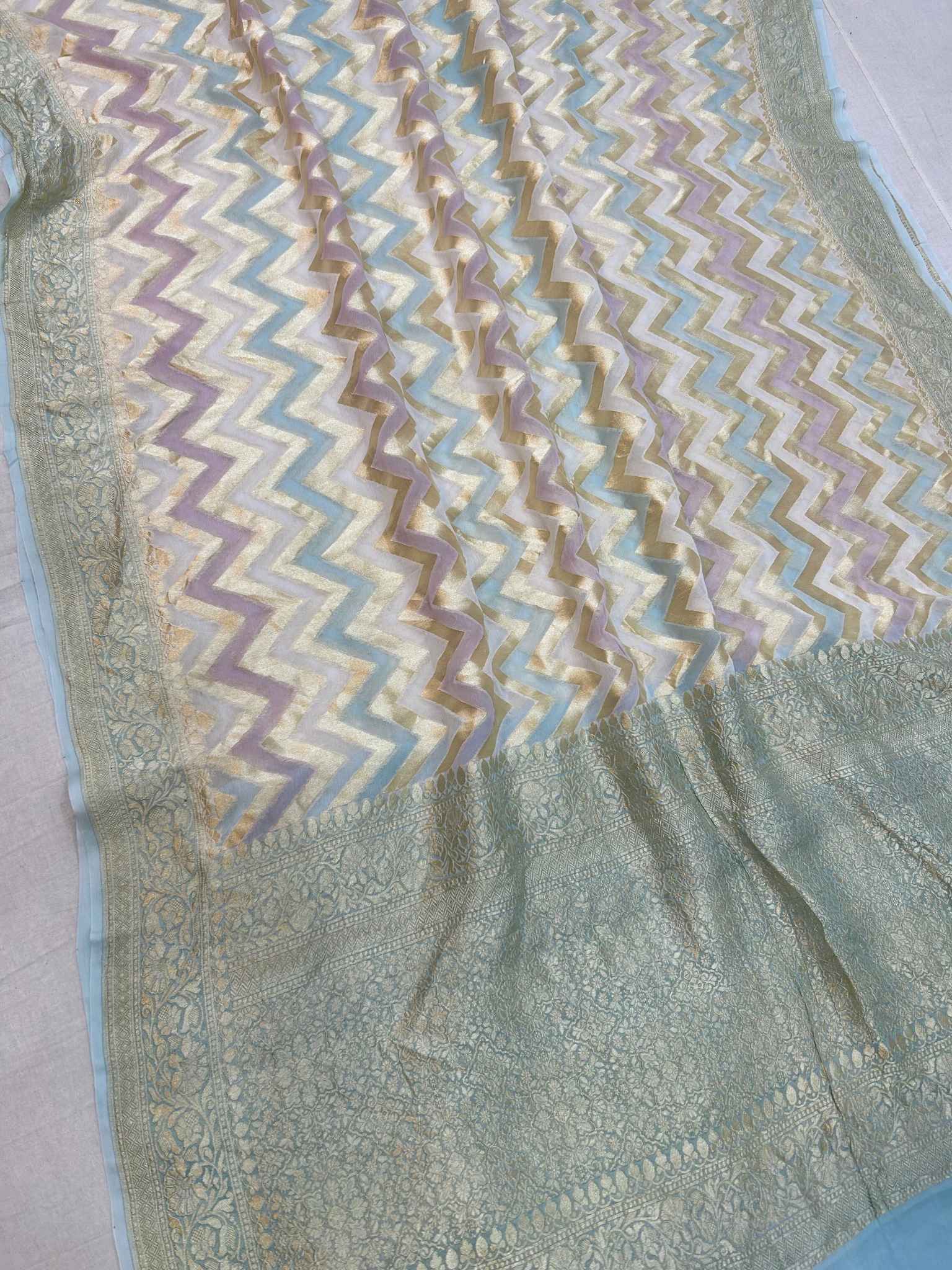 Khaddi Georgette Handloom Banarasi Saree