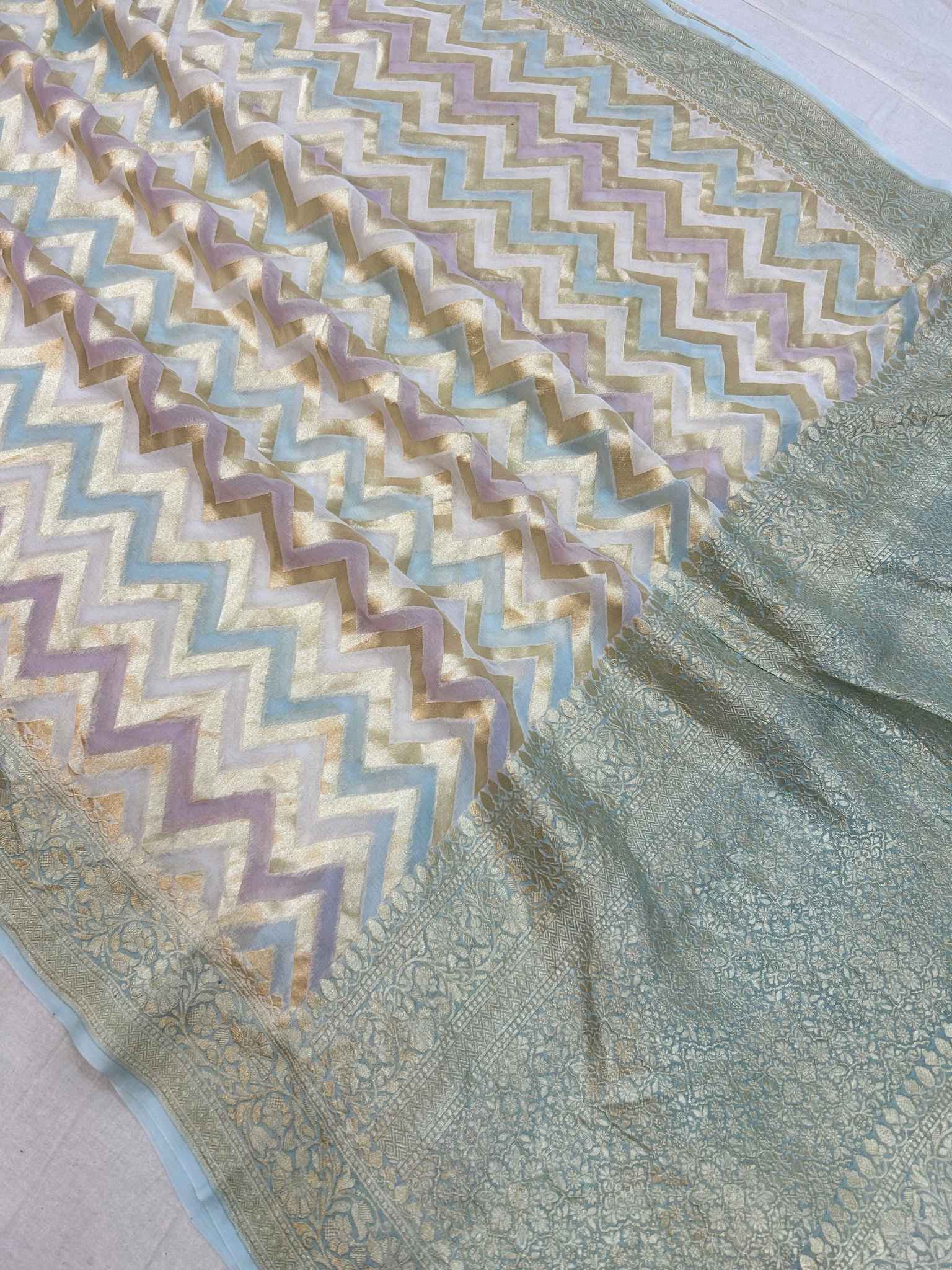 Khaddi Georgette Handloom Banarasi Saree