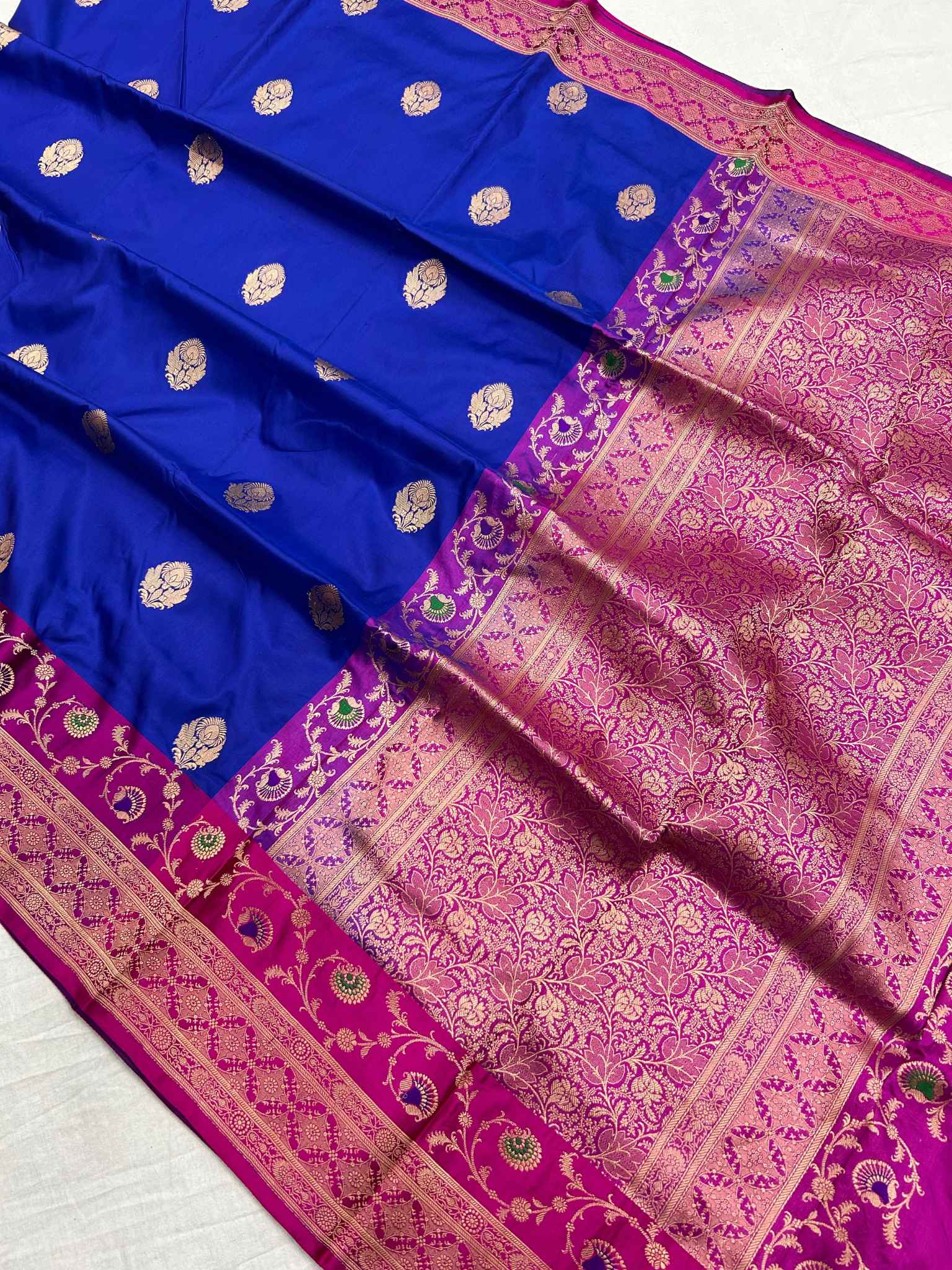 Pure Katan Silk Handloom Banarasi Saree - Buta Meena