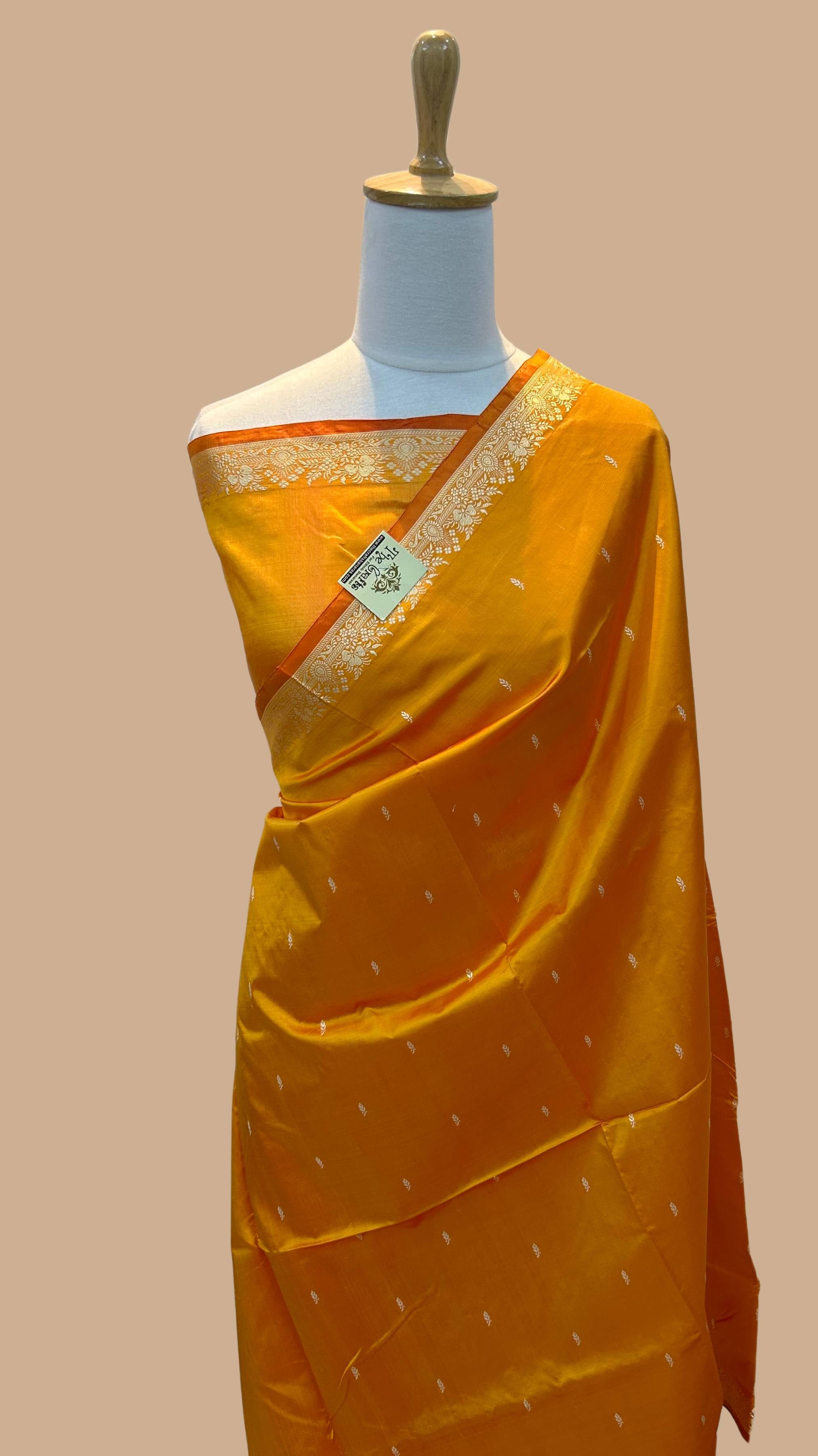 Pure Katan Silk Handloom Banarasi Saree - Chunri Buti