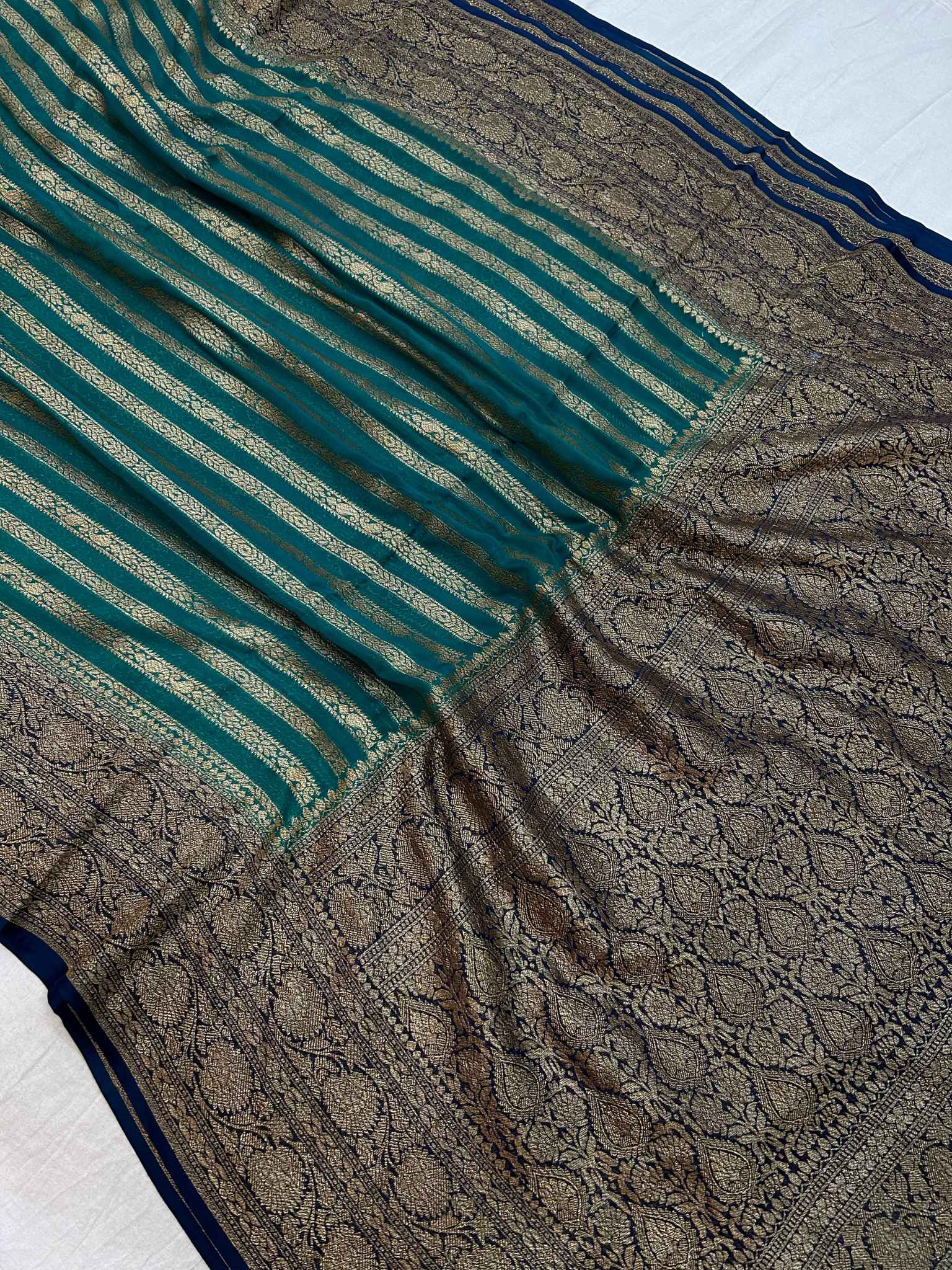 Khaddi Georgette Banarasi Saree - Antique Zari