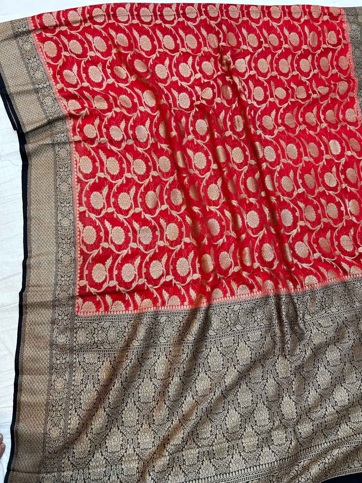 Khaddi Georgette Banarasi Saree - Antique Zari