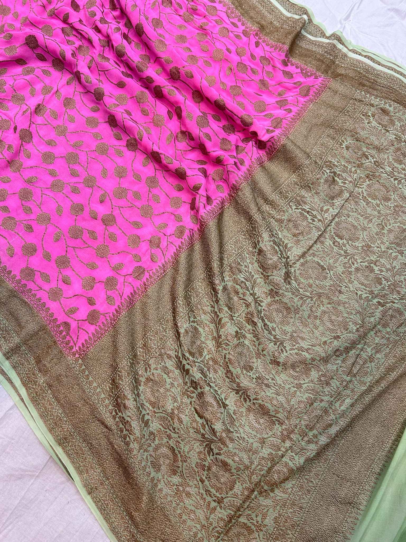 Khaddi Georgette Banarasi Saree - Antique Zari