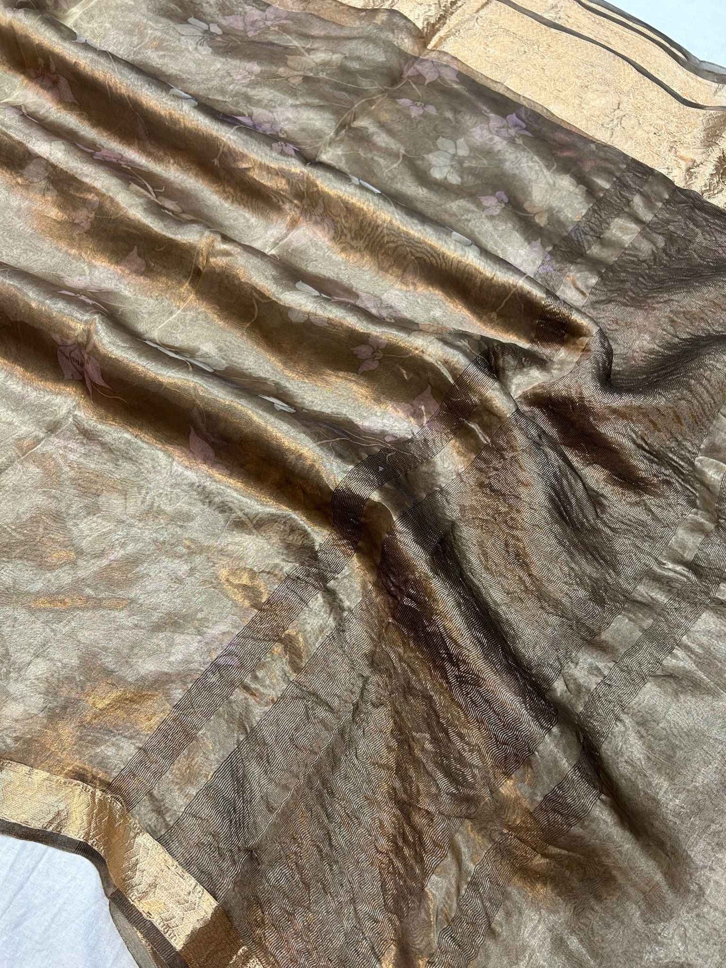 Pure Tissue Silk Banarasi Saree with flover print work