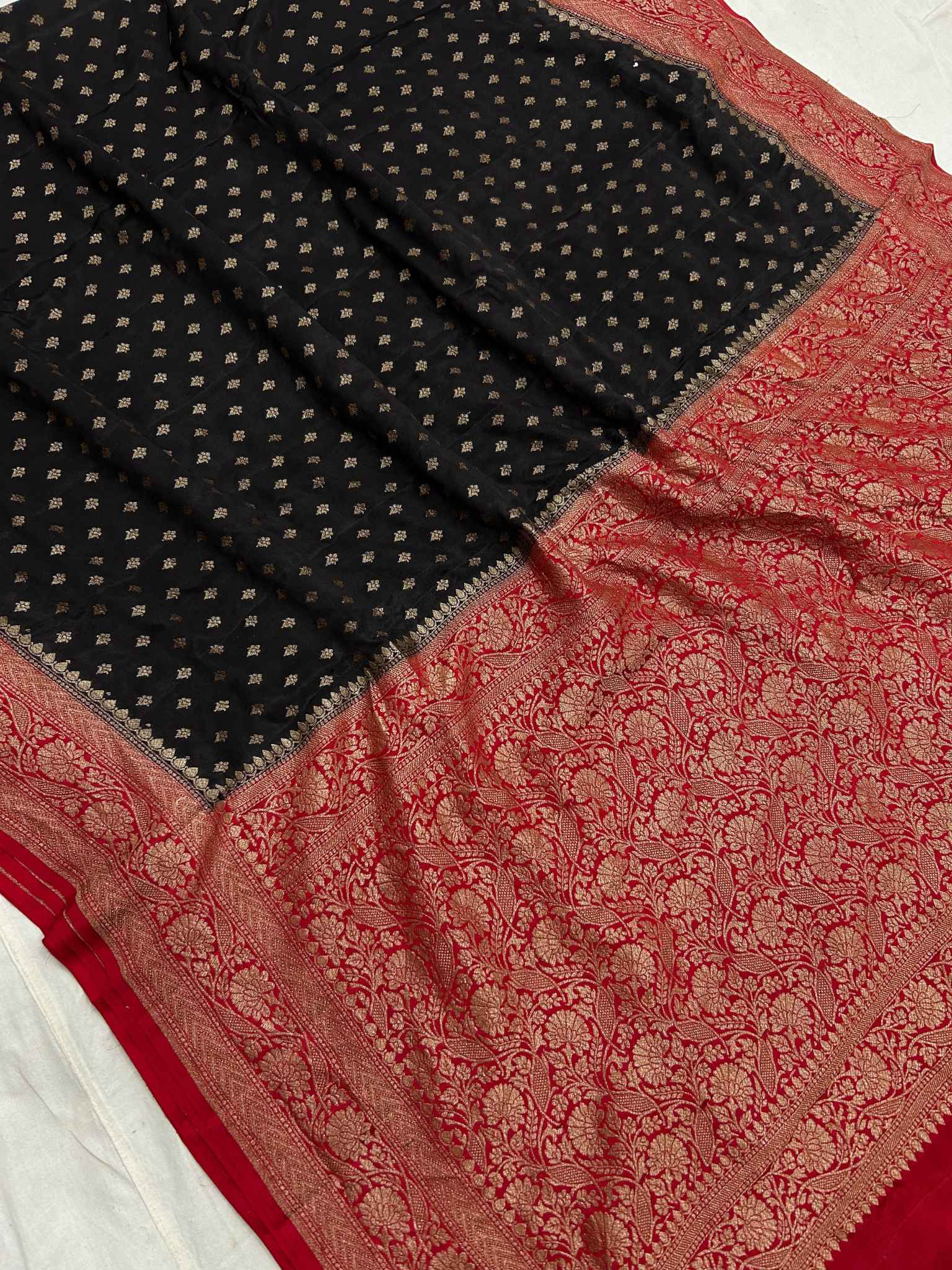 Pure Crepe Georgette Banarasi Saree - Antique Zari