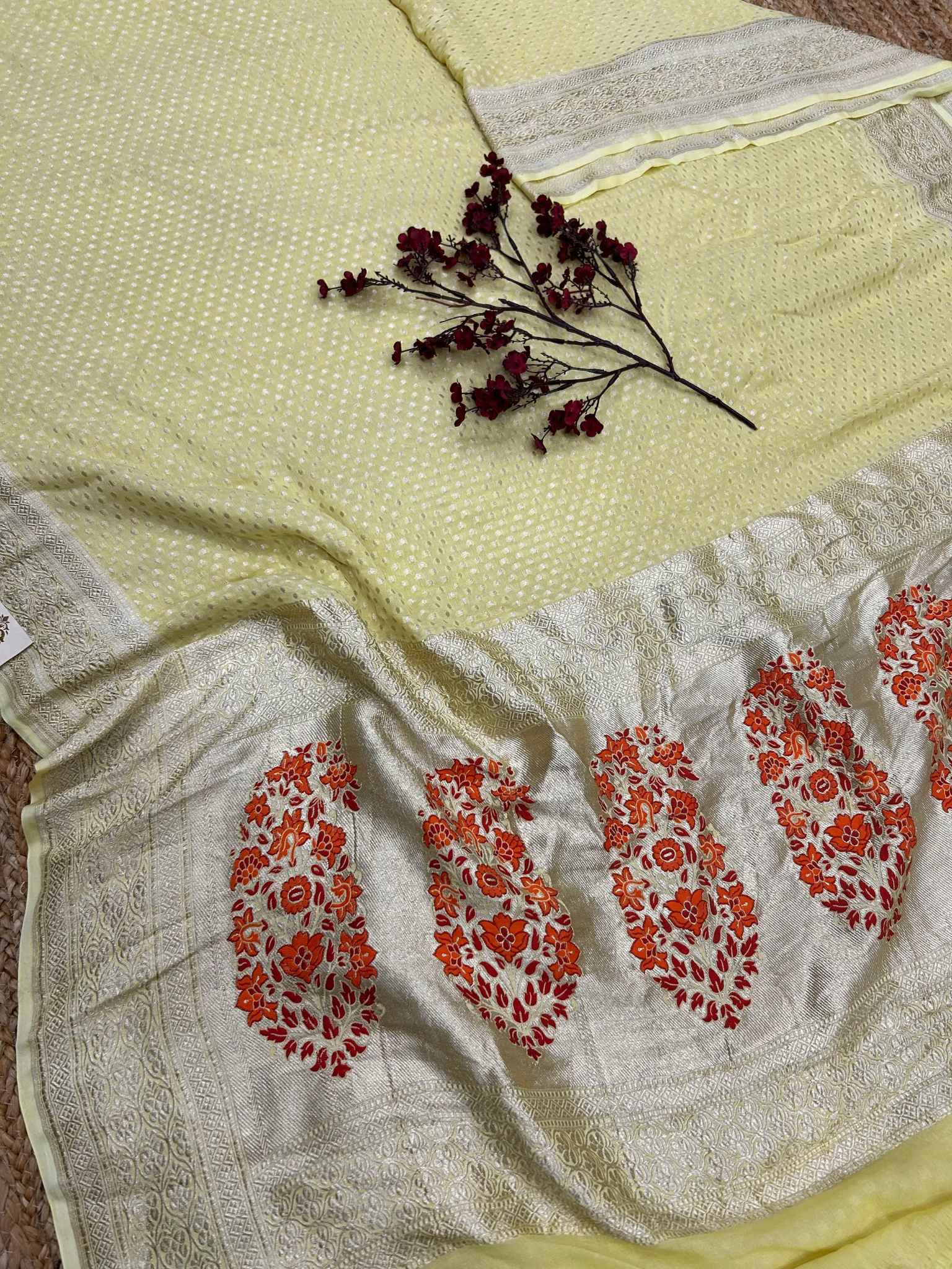 Khaddi Georgette Handloom Banarasi Saree - with Meenakari buta