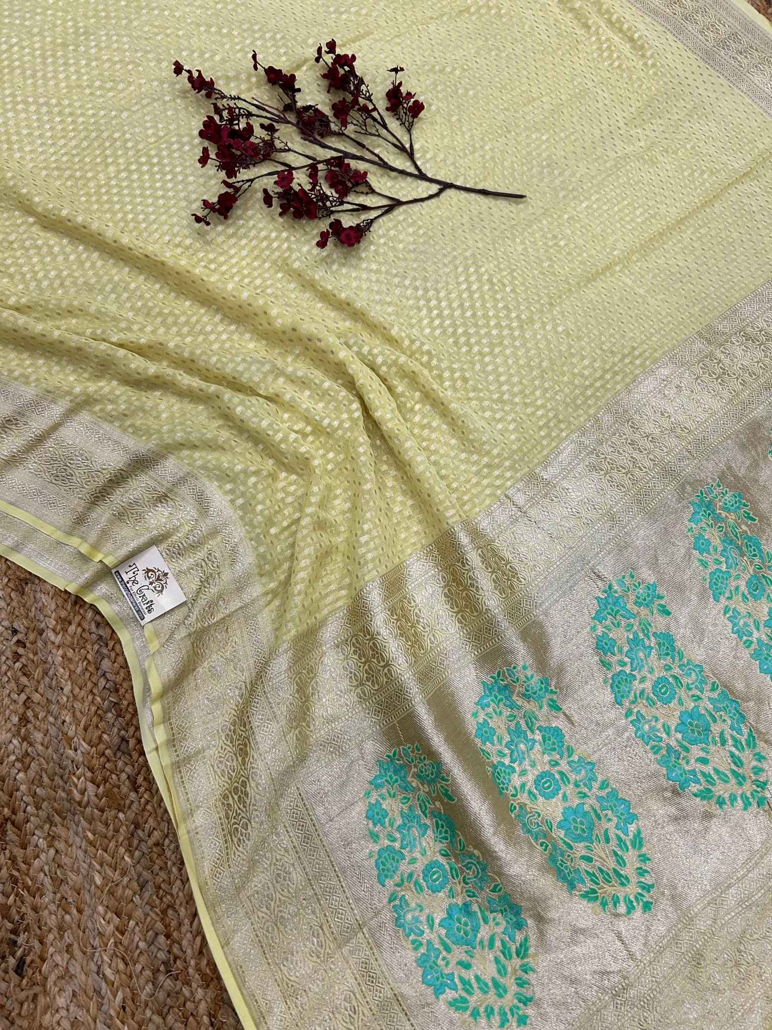 Khaddi Georgette Handloom Banarasi Saree - with Meenakari buta