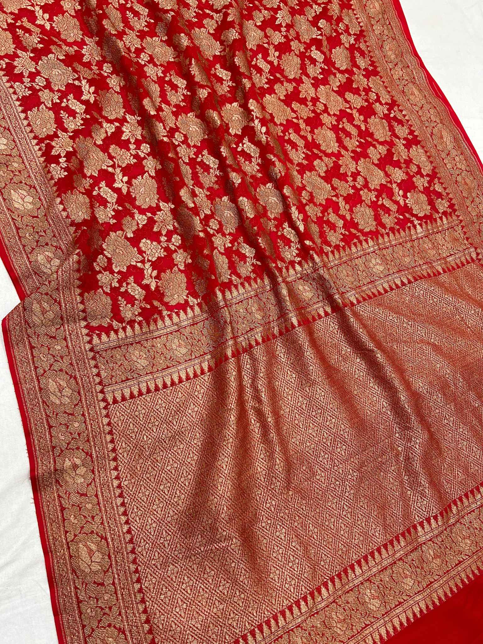 Khaddi Georgette Banarasi Saree - Antique Zari