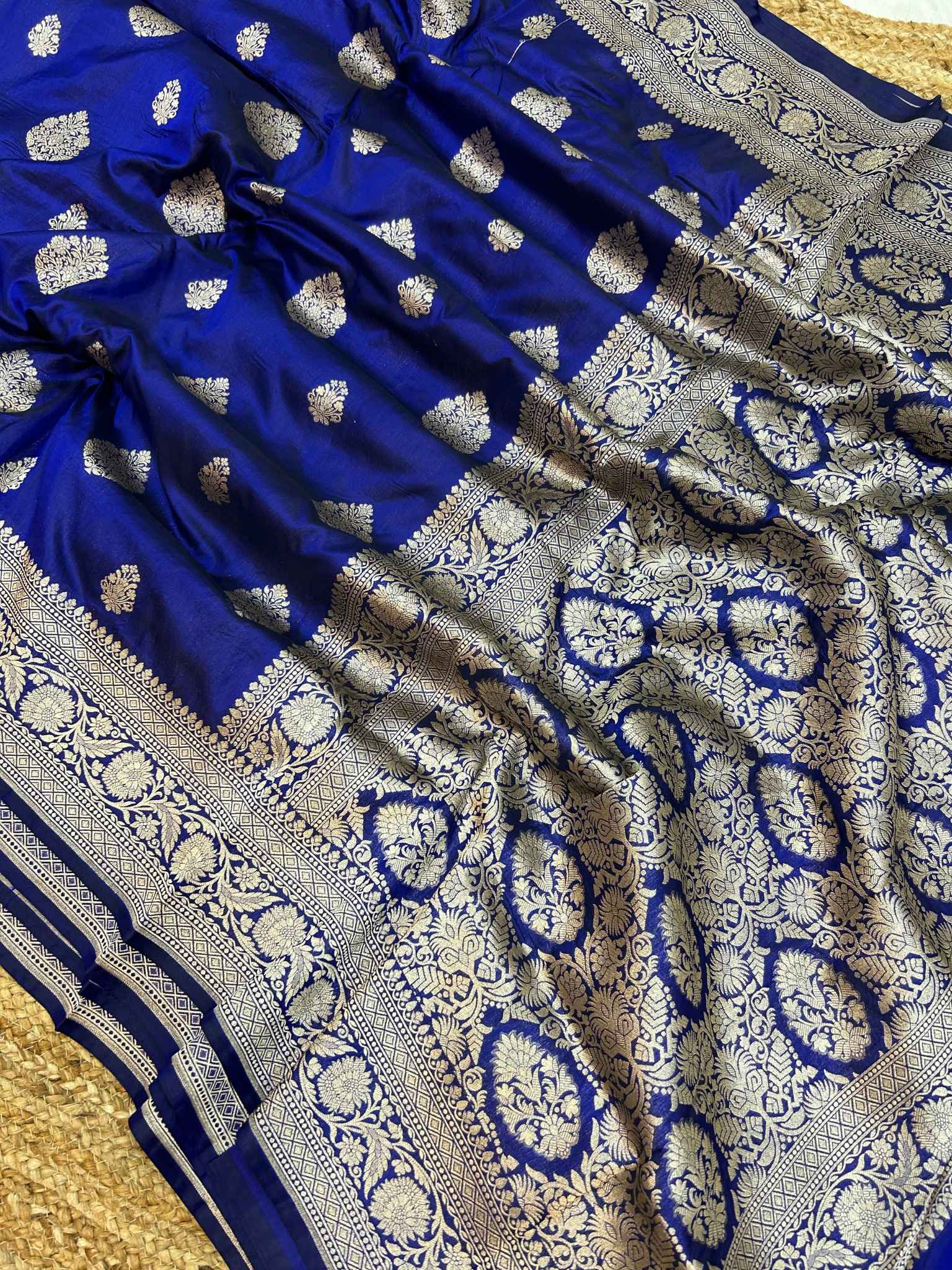 Pure Katan Silk Handloom Banarasi Saree - Jaal work