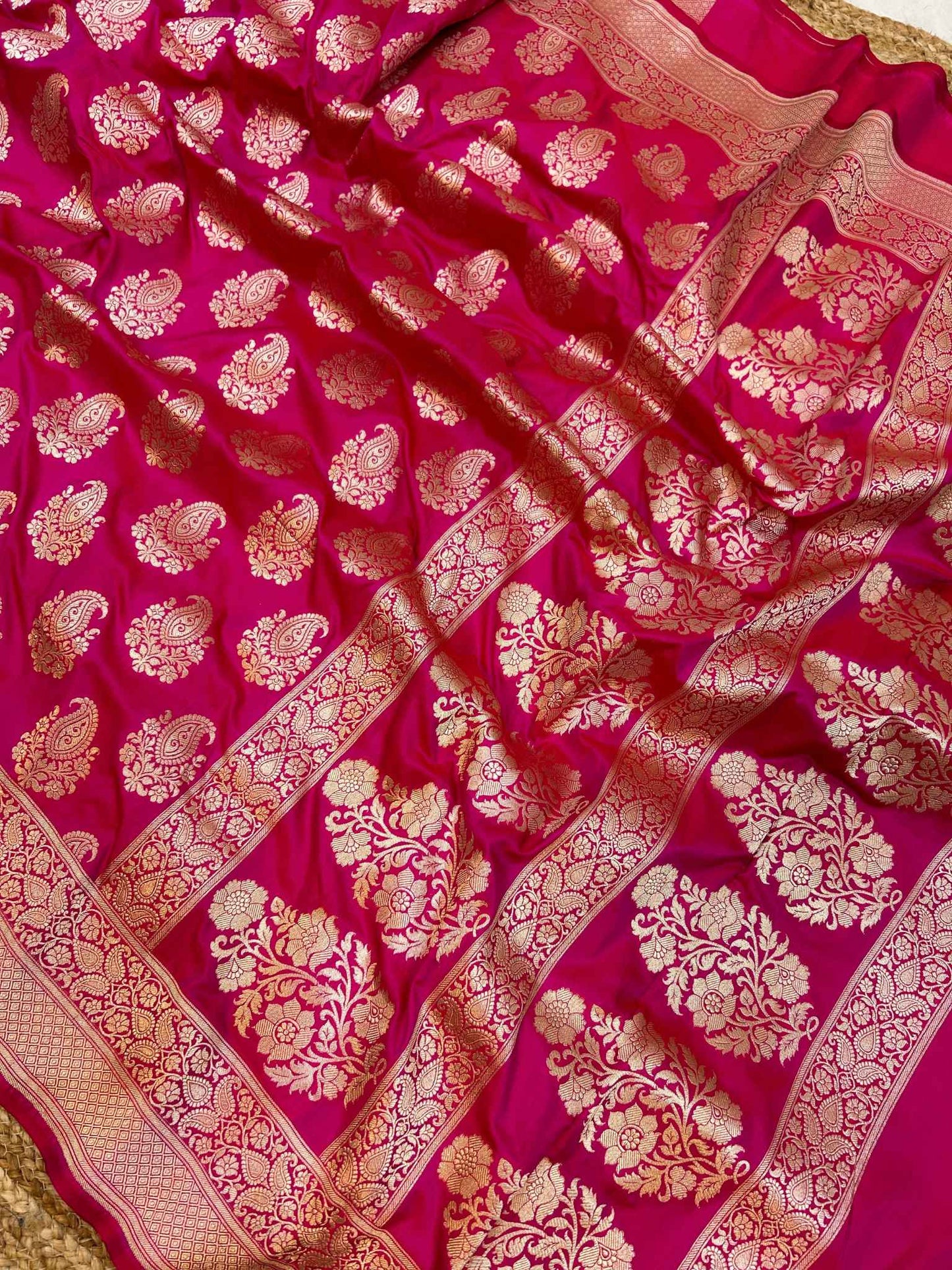 Hot Pink Pure Katan Silk Handloom Banarasi Saree - Jaal work